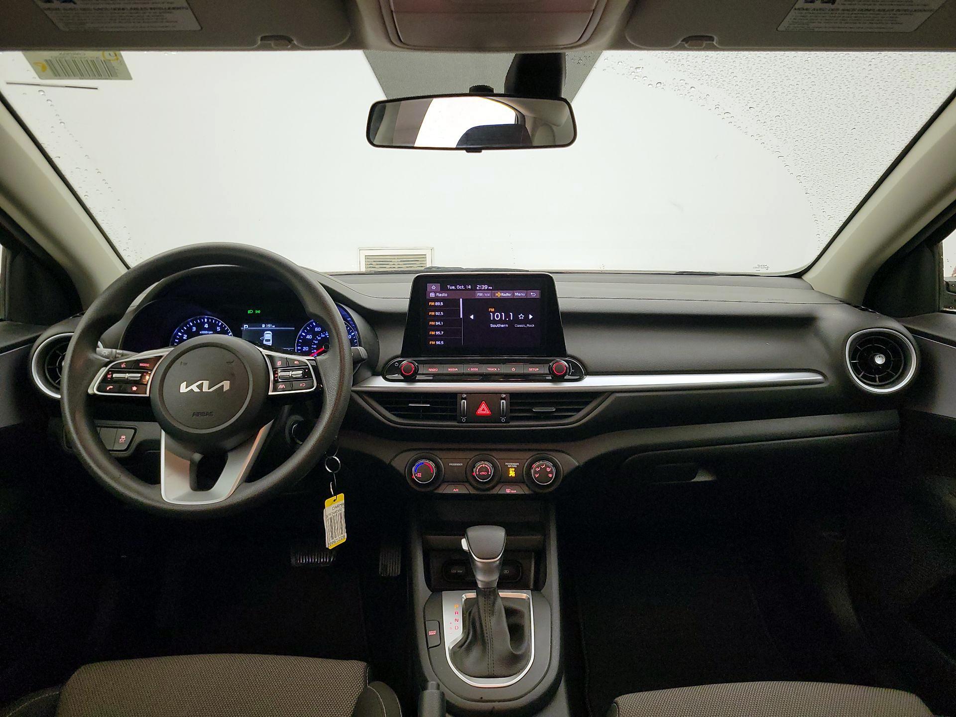 Thumbnail: 2024 Kia Forte - 9