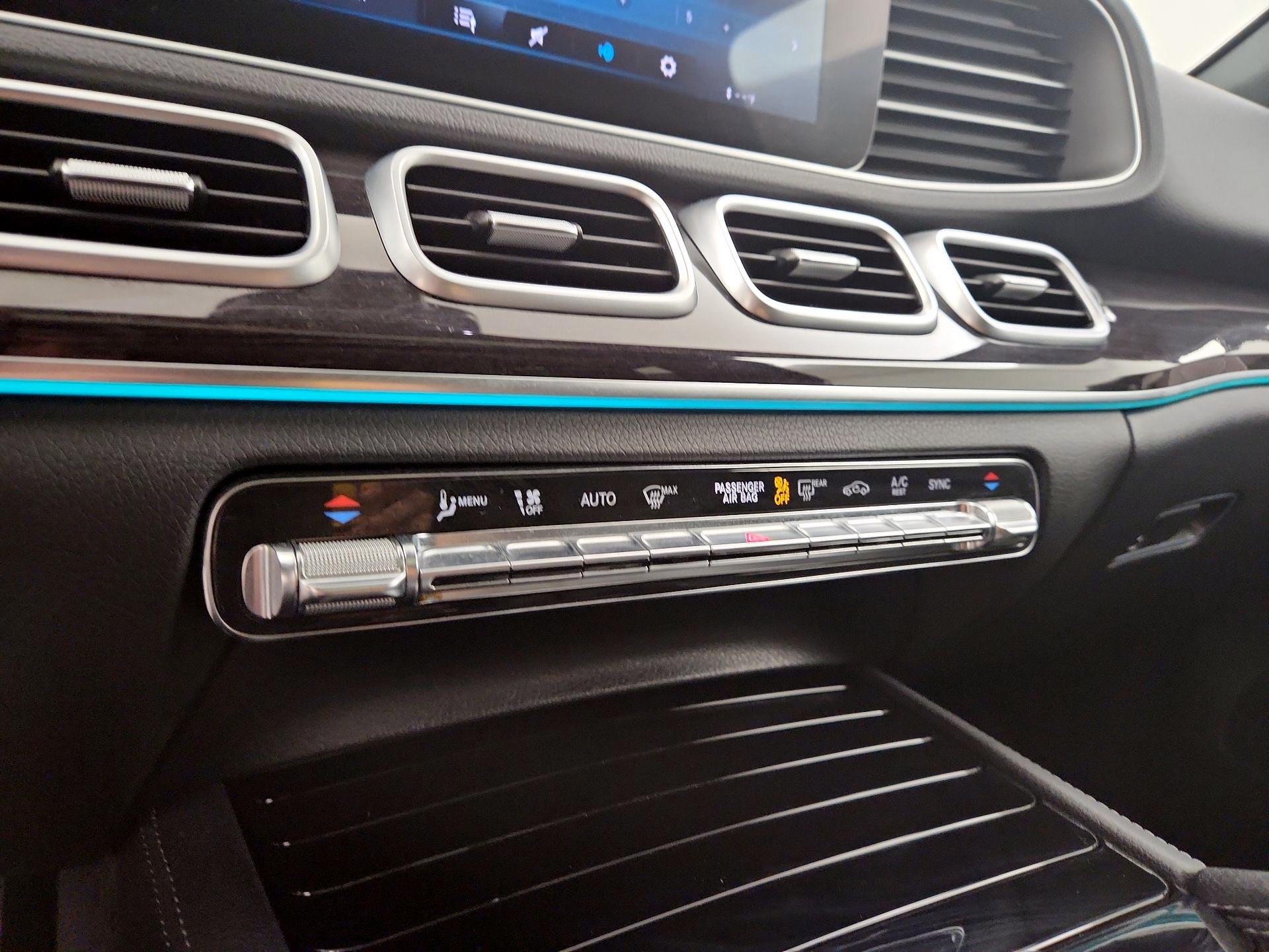 Thumbnail: 2020 Mercedes-Benz GLE - 17