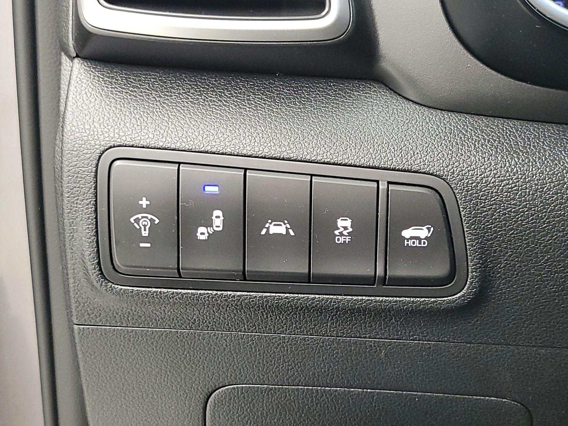 Thumbnail: 2020 Hyundai Tucson - 13