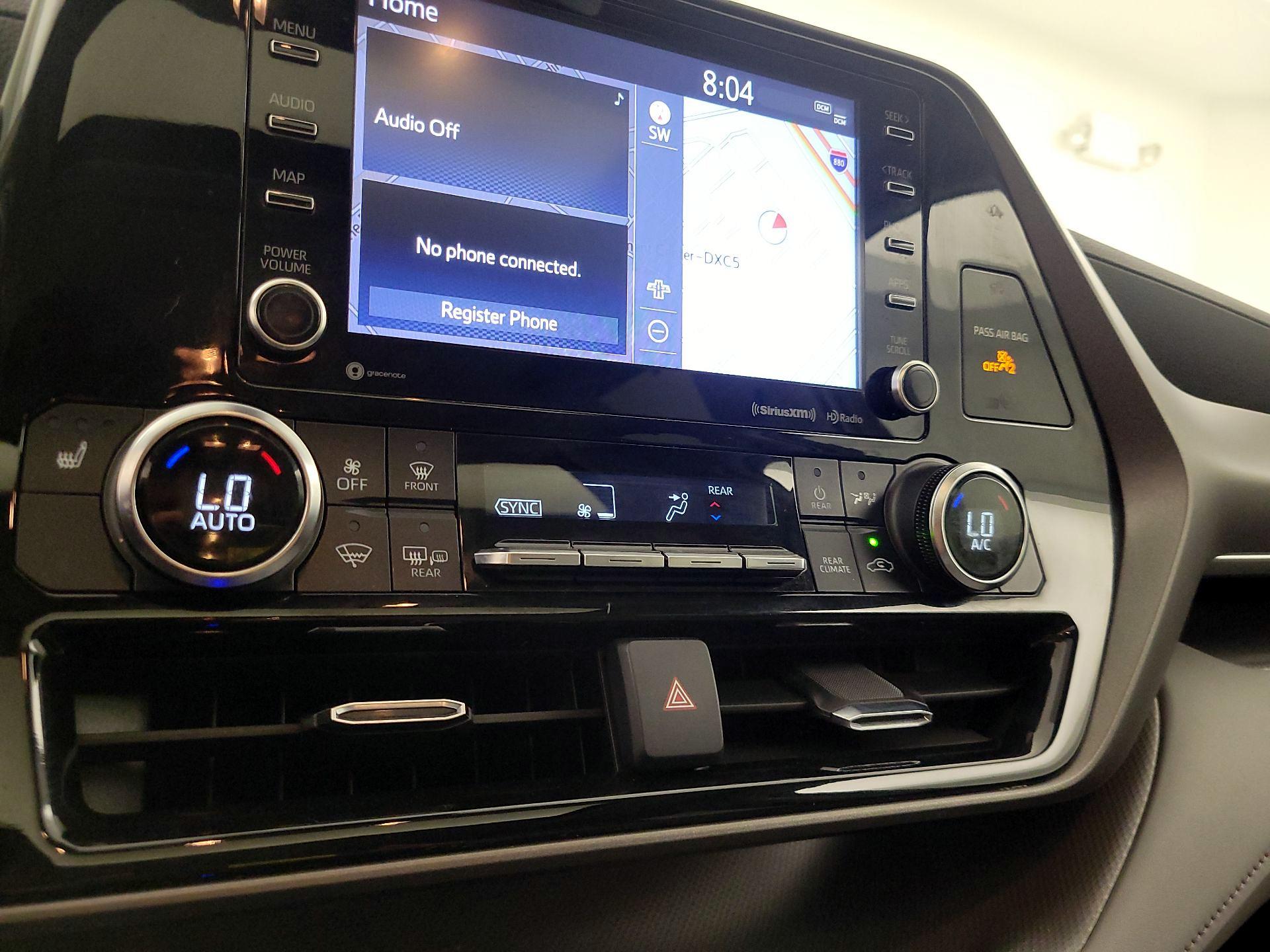 Thumbnail: 2022 Toyota Highlander - 17