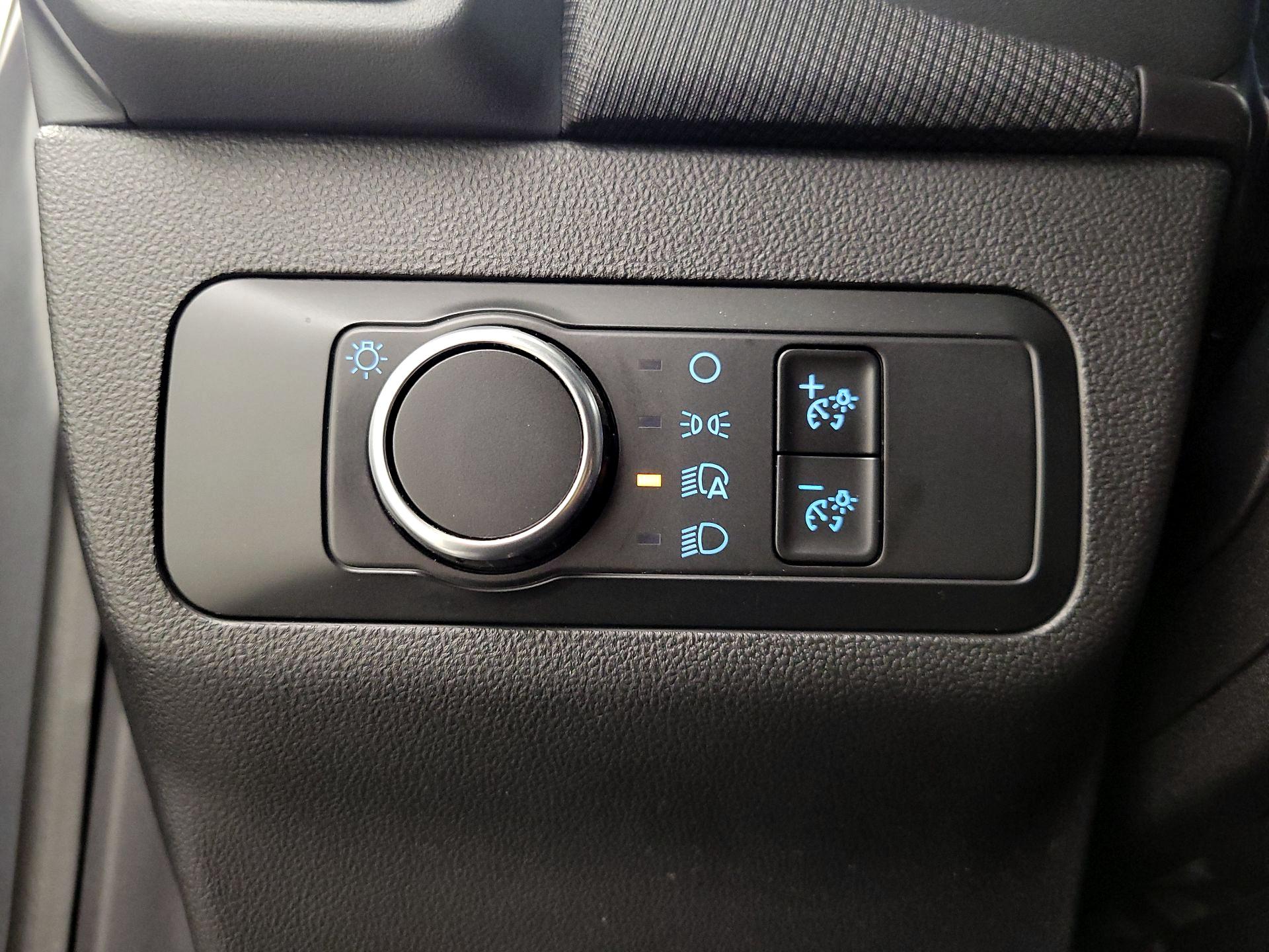 Thumbnail: 2022 Ford Bronco Sport - 13