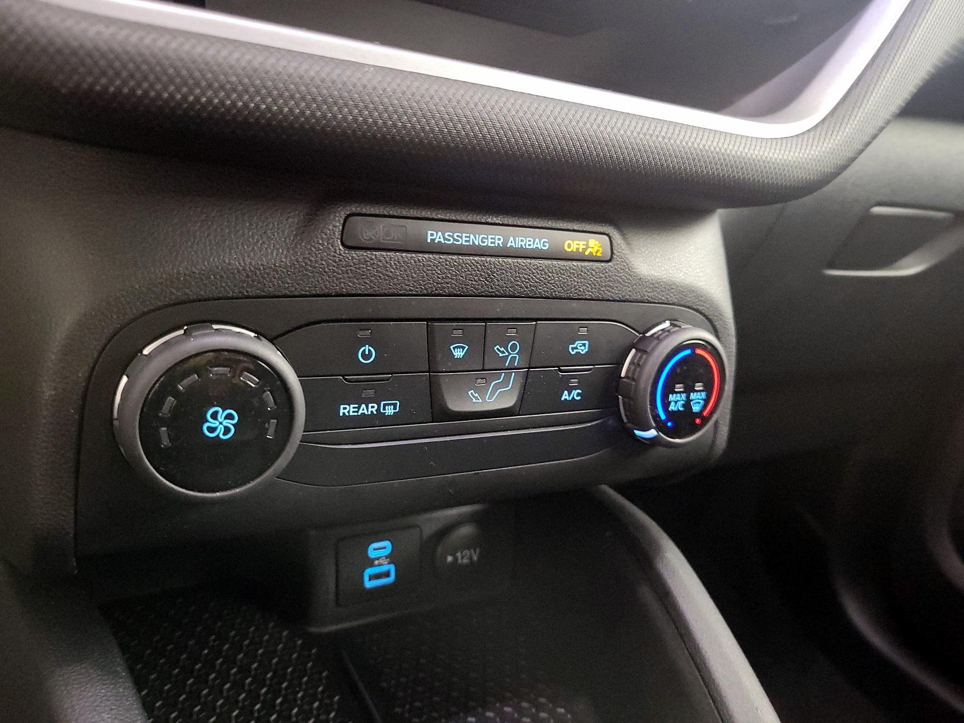 Thumbnail: 2022 Ford Bronco Sport - 16