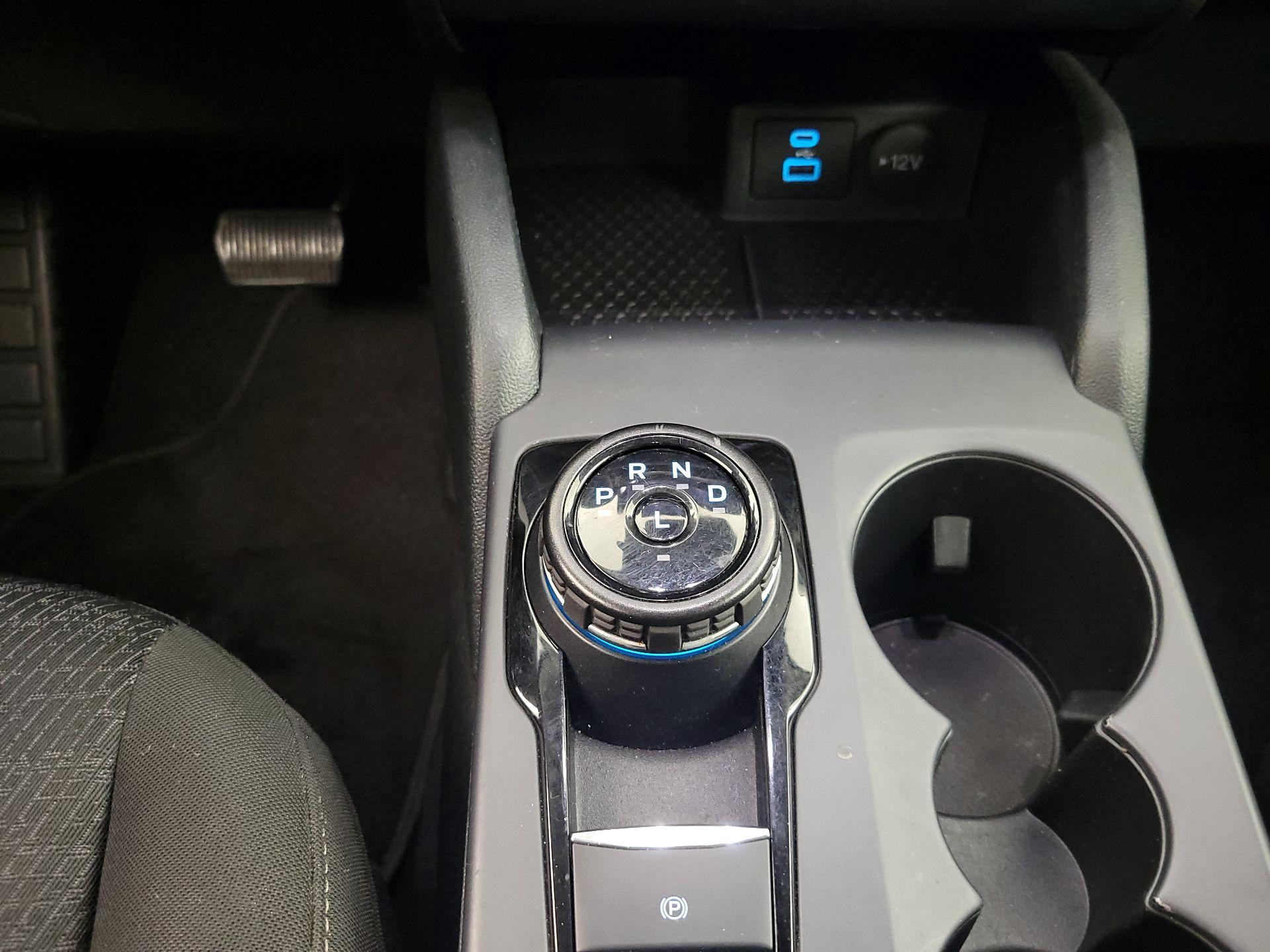 Thumbnail: 2022 Ford Bronco Sport - 17