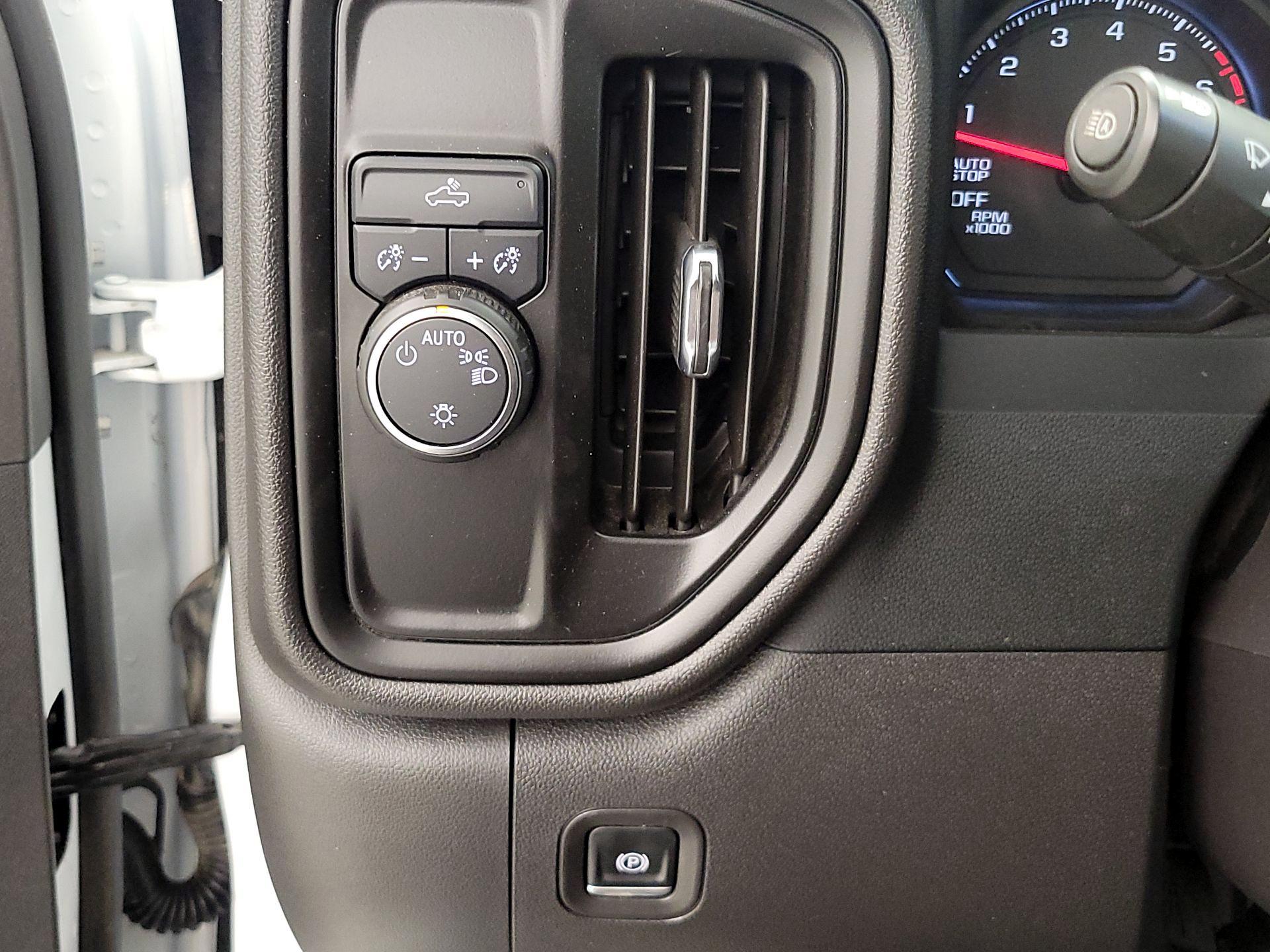 Thumbnail: 2024 Chevrolet Silverado 1500 - 13