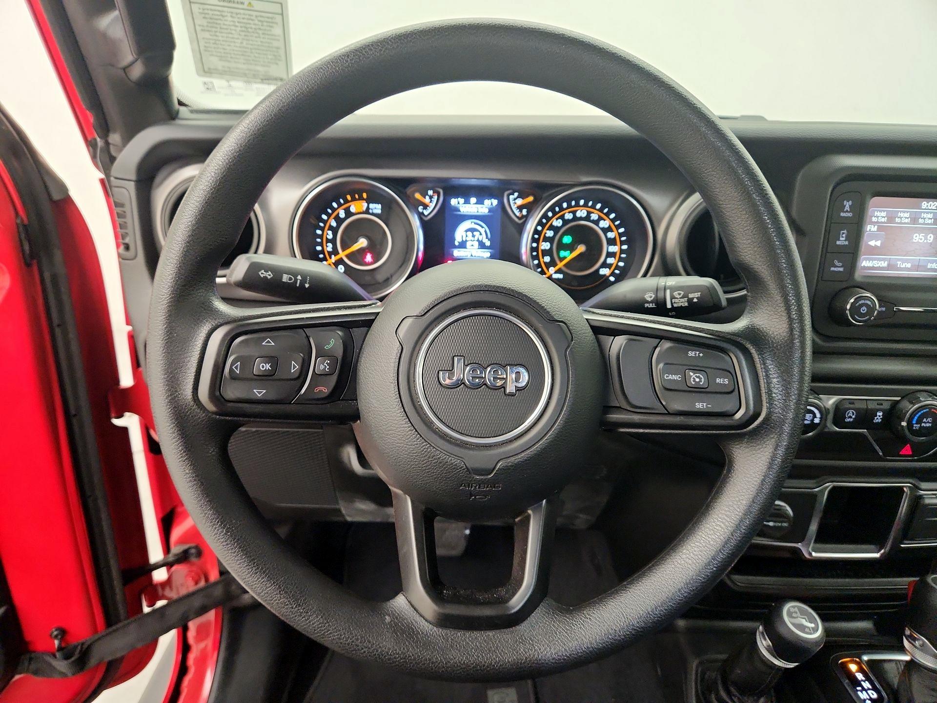 Thumbnail: 2021 Jeep Wrangler - 10