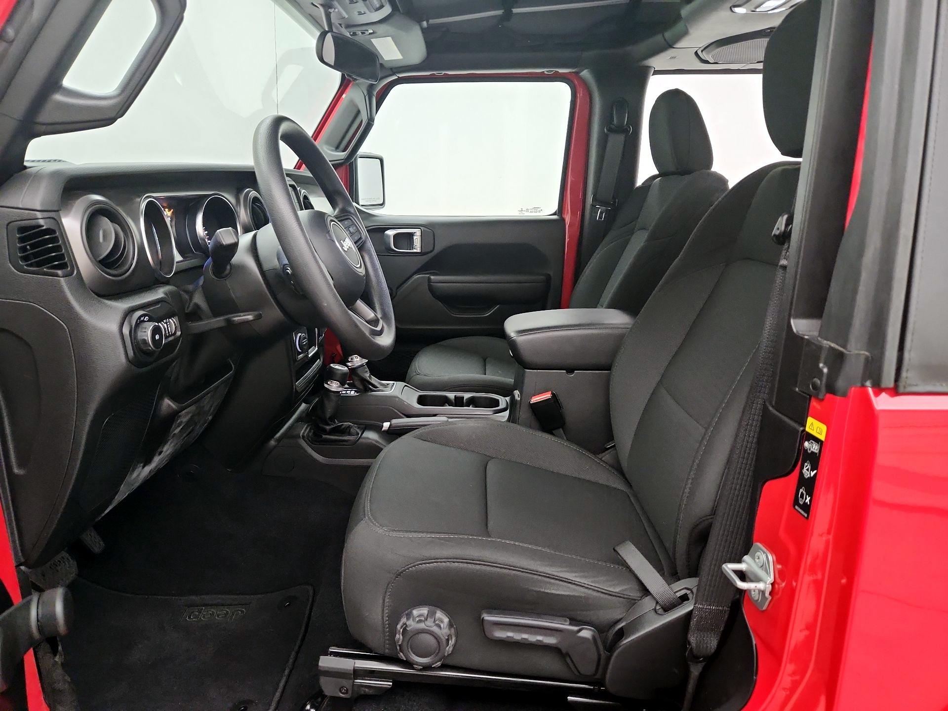 Thumbnail: 2021 Jeep Wrangler - 11