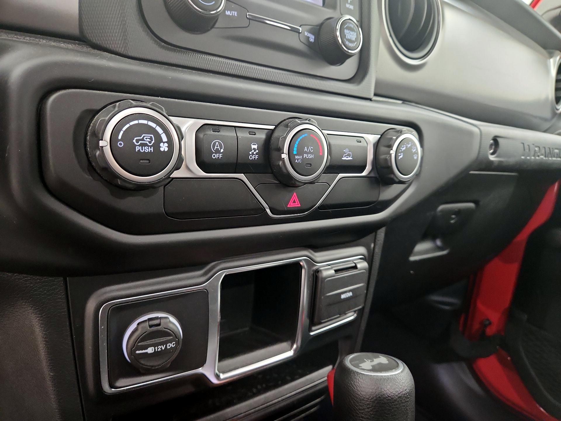 Thumbnail: 2021 Jeep Wrangler - 16
