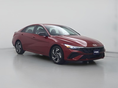 Red 2025 Hyundai Elantra SEL Sport