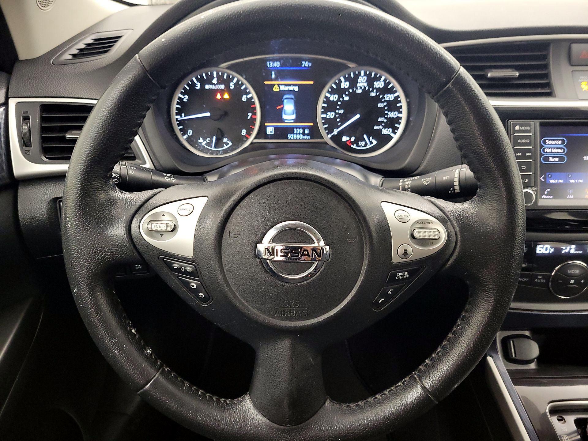 Thumbnail: 2019 Nissan Sentra - 10