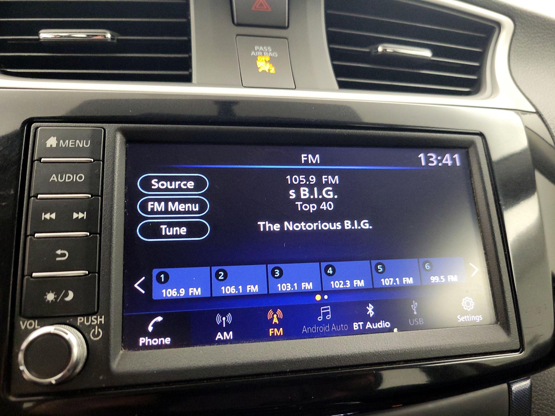 Thumbnail: 2019 Nissan Sentra - 15