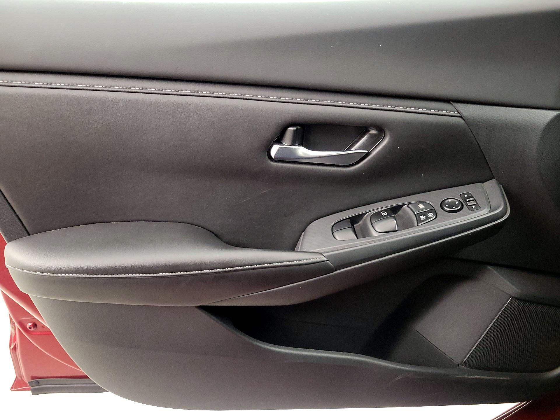 Thumbnail: 2023 Nissan Sentra - 12