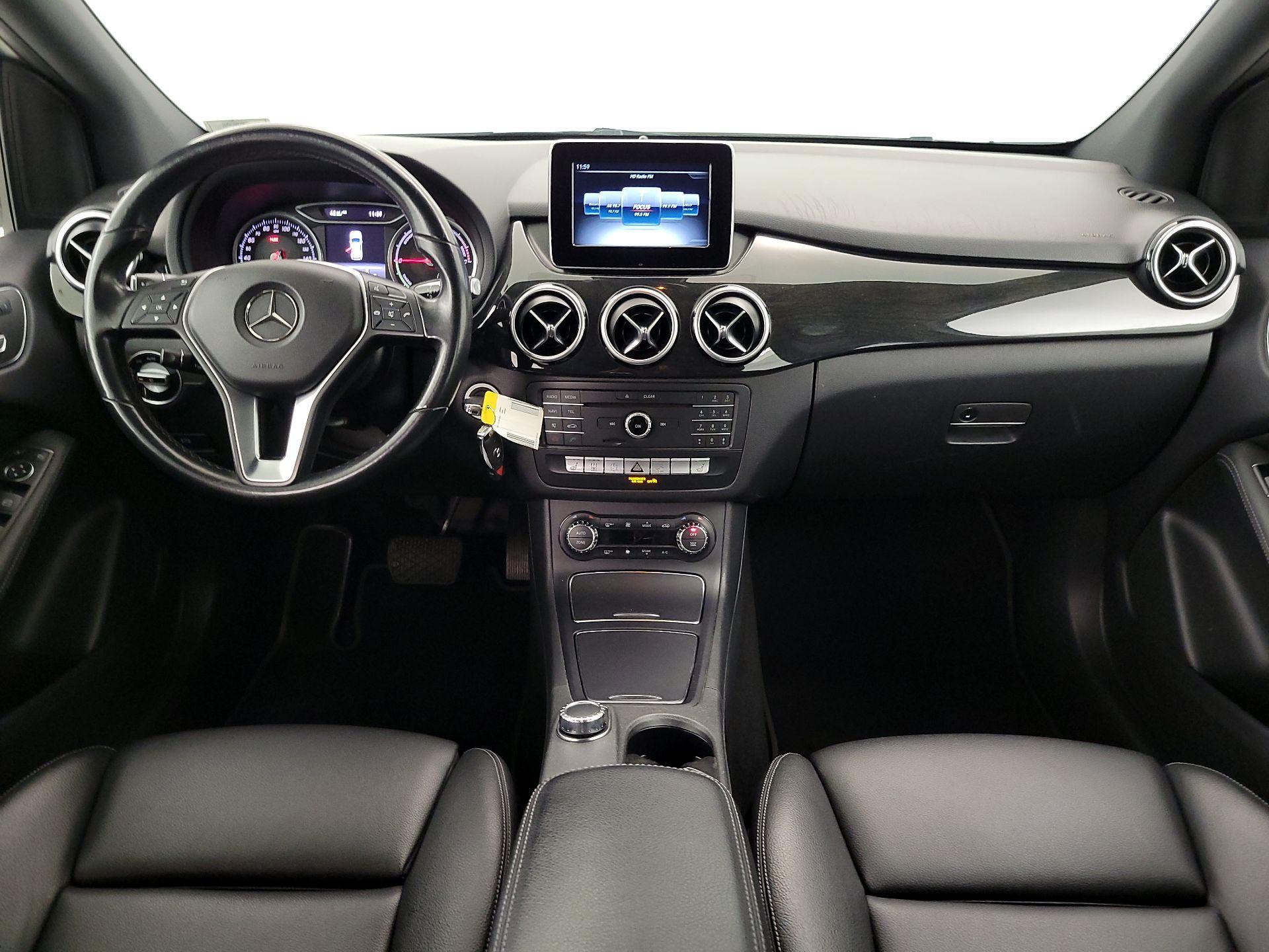 Thumbnail: 2017 Mercedes-Benz B-Class - 9