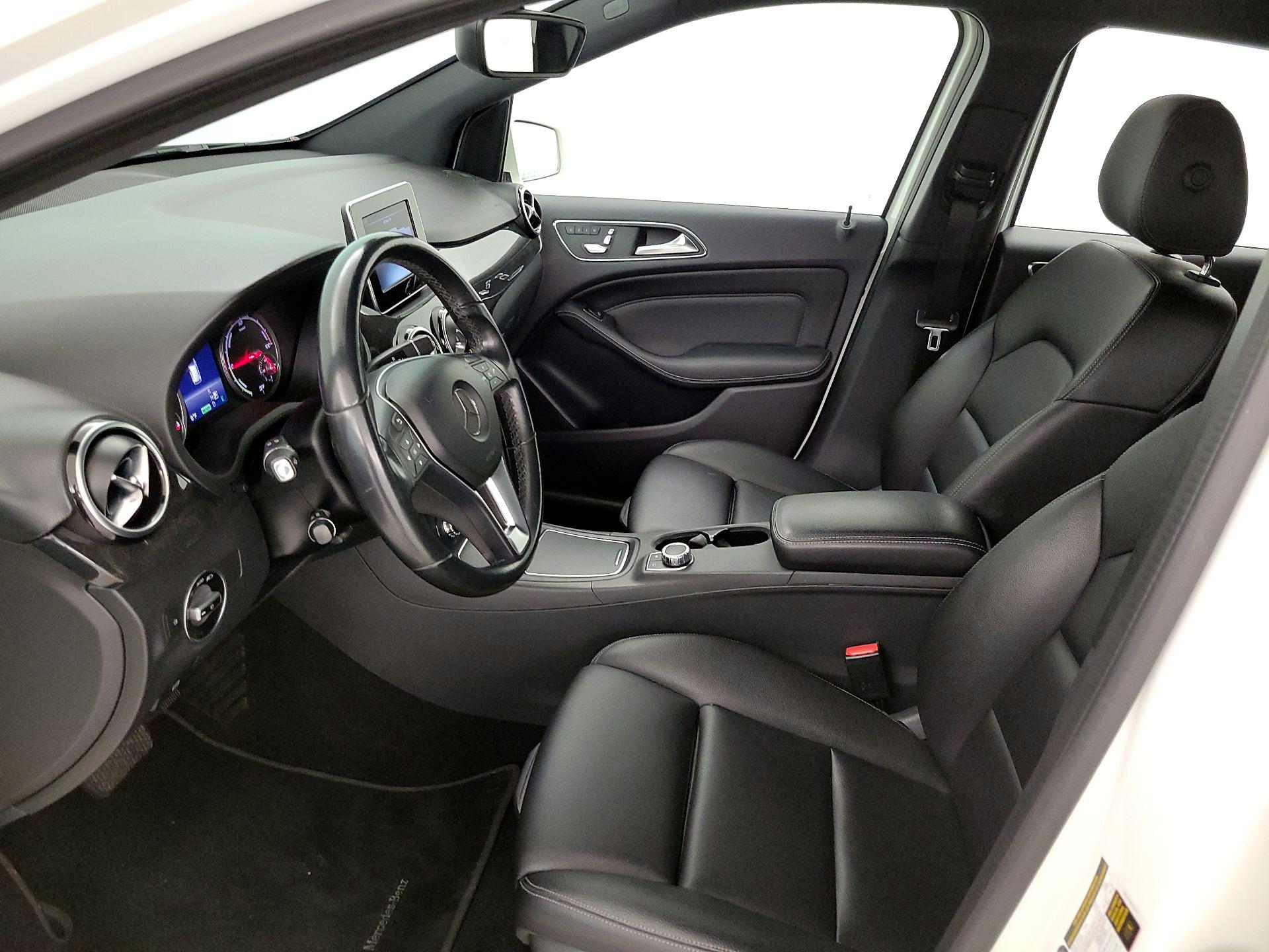 Thumbnail: 2017 Mercedes-Benz B-Class - 11