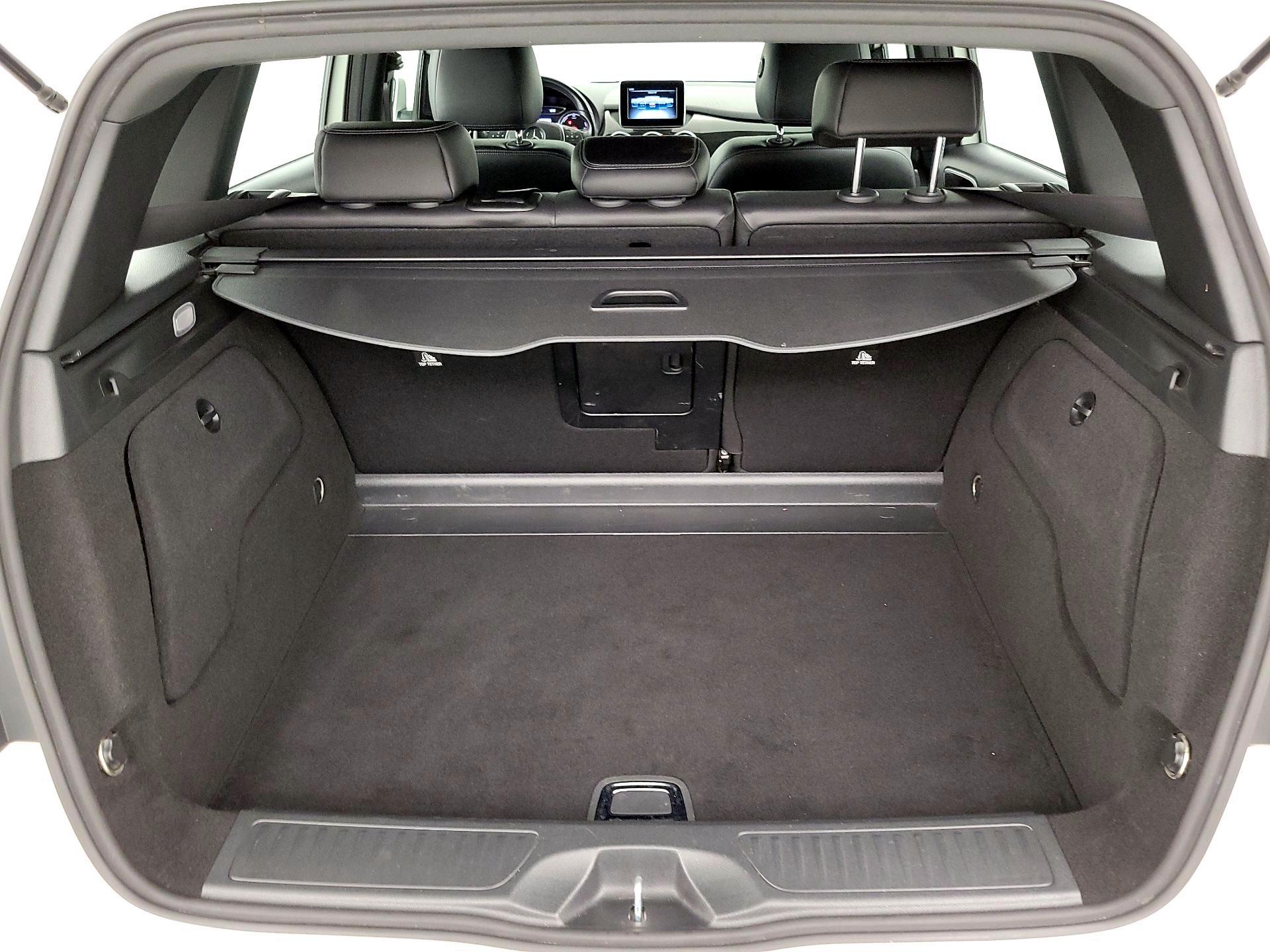 Thumbnail: 2017 Mercedes-Benz B-Class - 20