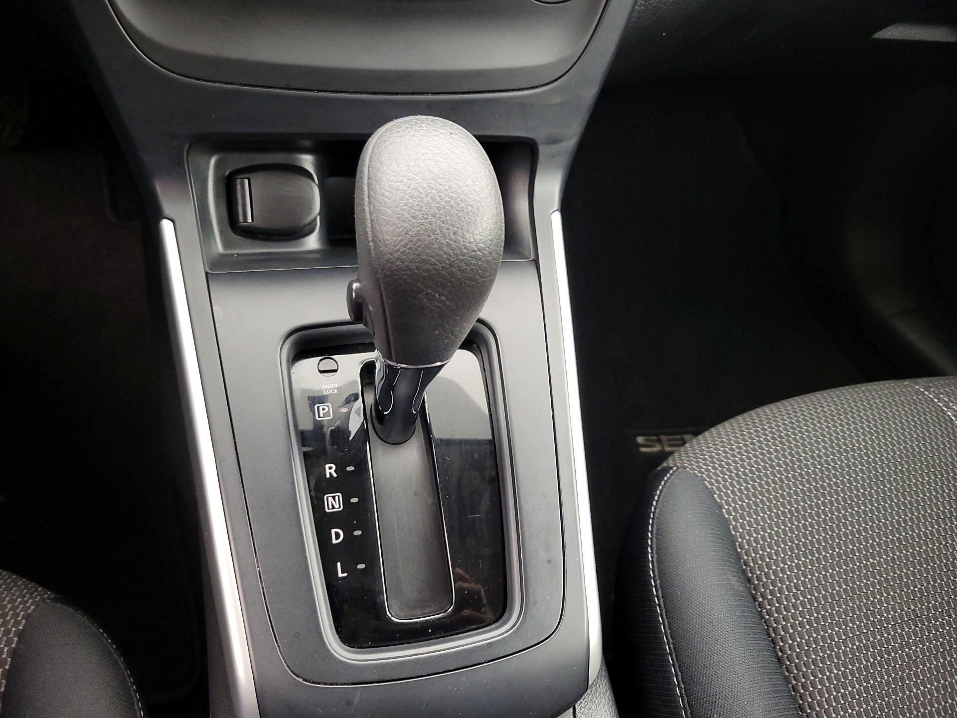 Thumbnail: 2017 Nissan Sentra - 16