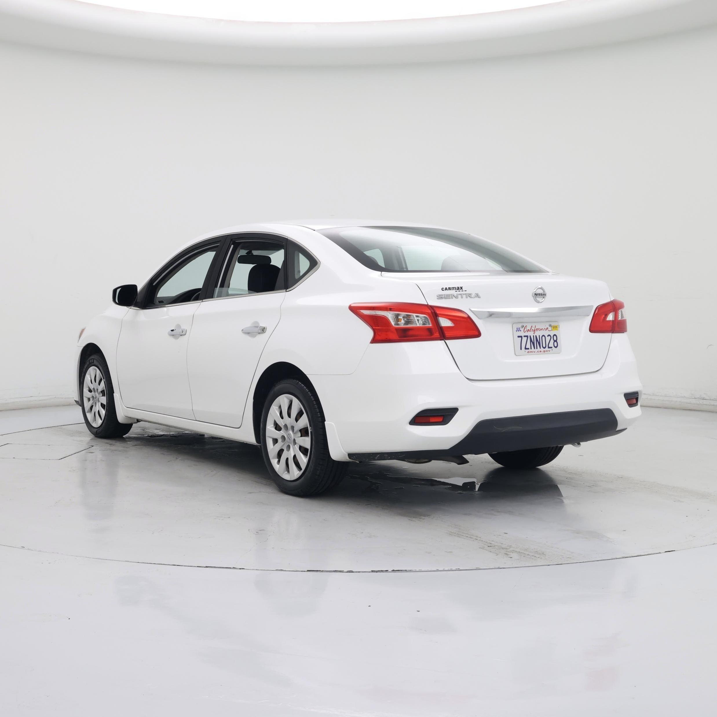 Thumbnail: 2017 Nissan Sentra - 2