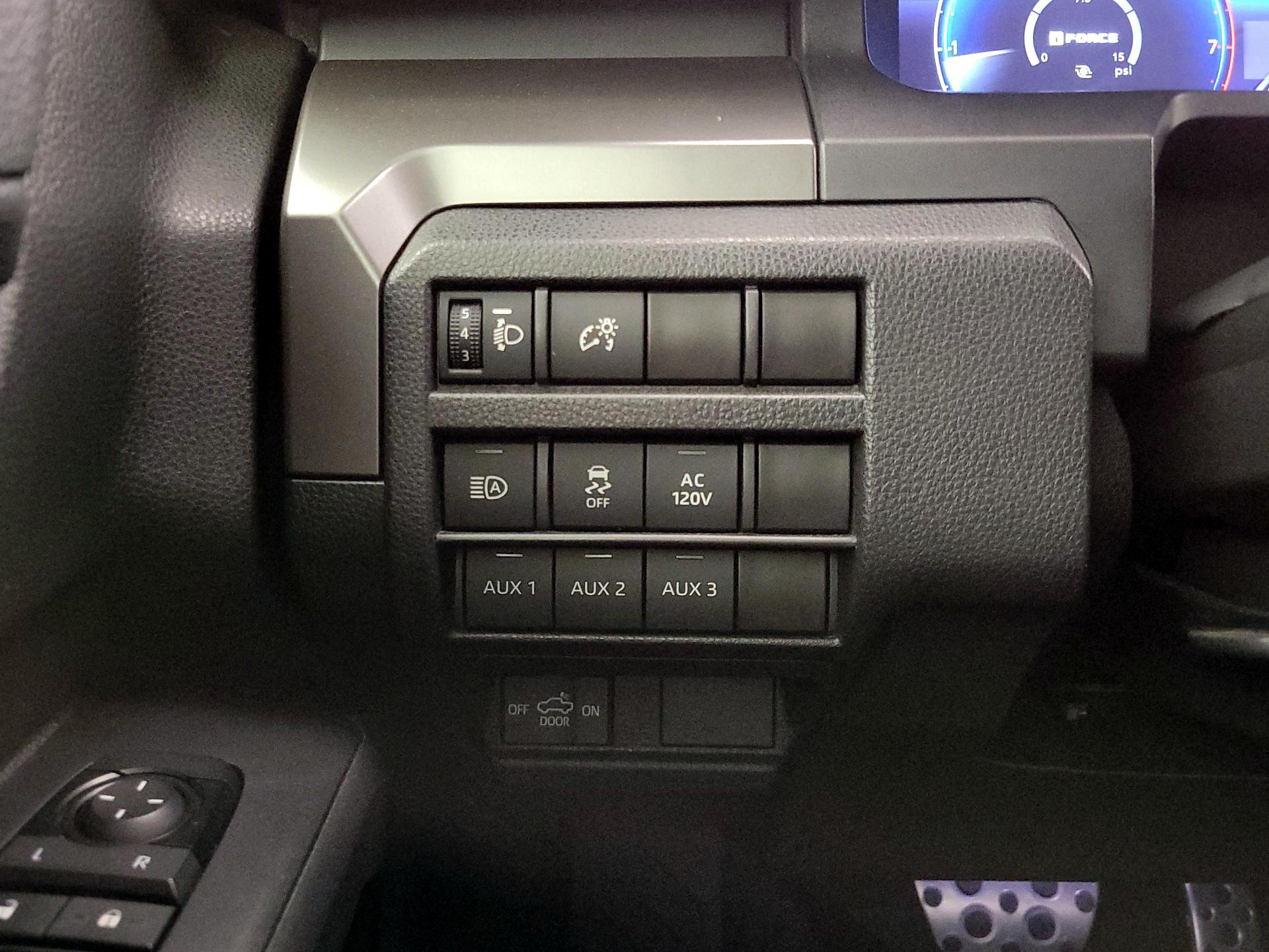 Thumbnail: 2024 Toyota Tacoma - 13