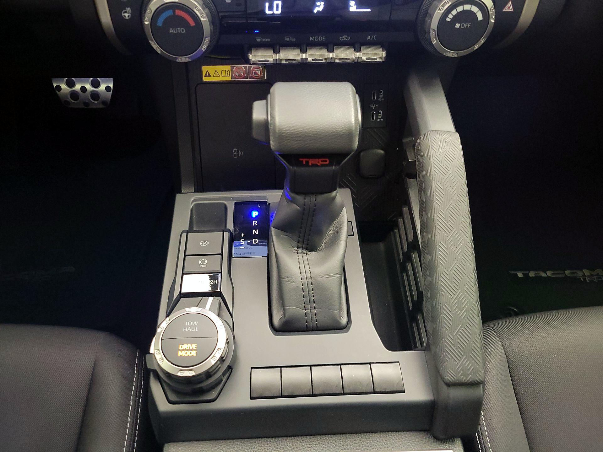 Thumbnail: 2024 Toyota Tacoma - 18