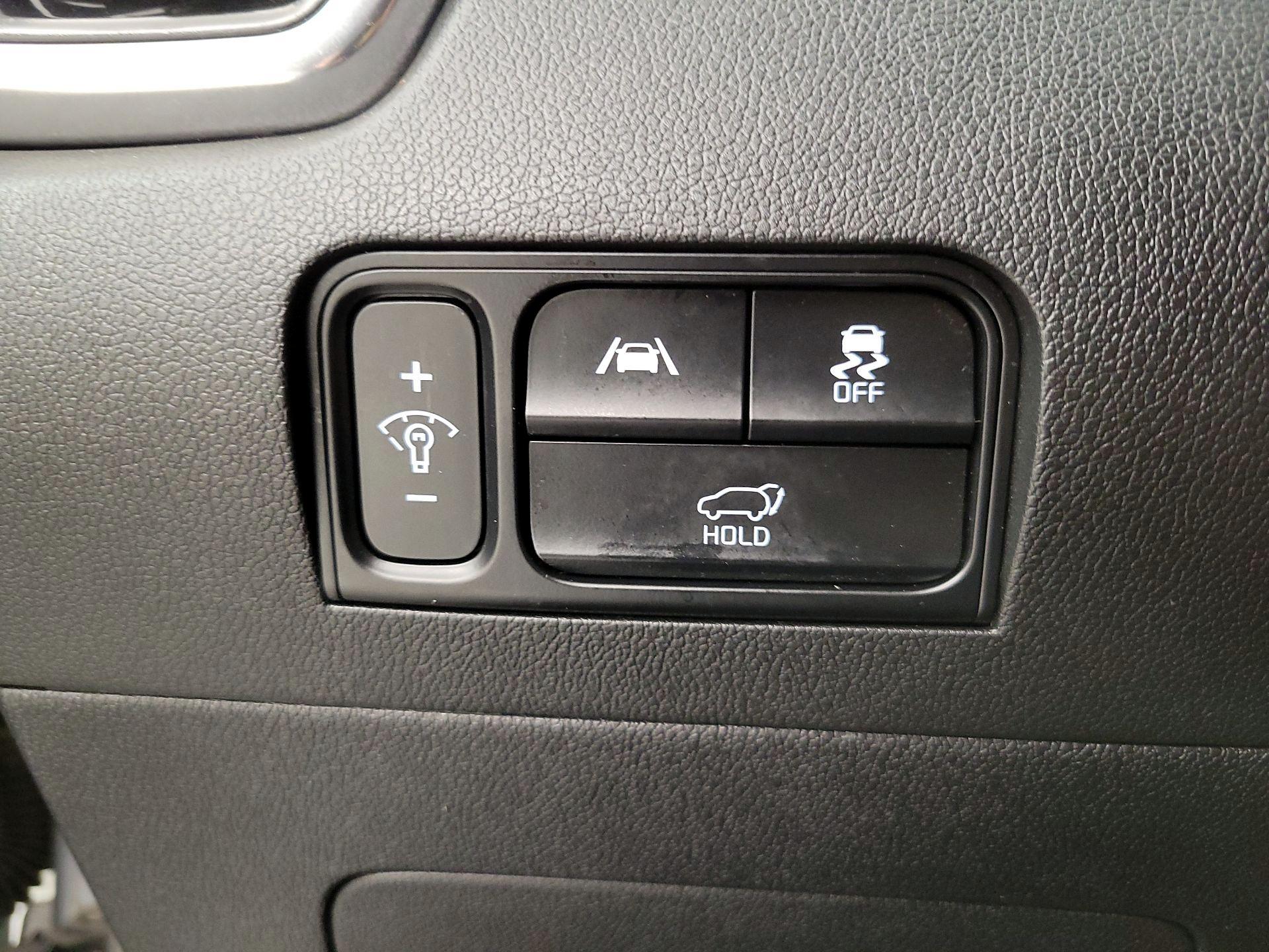 Thumbnail: 2021 Kia Sorento - 13