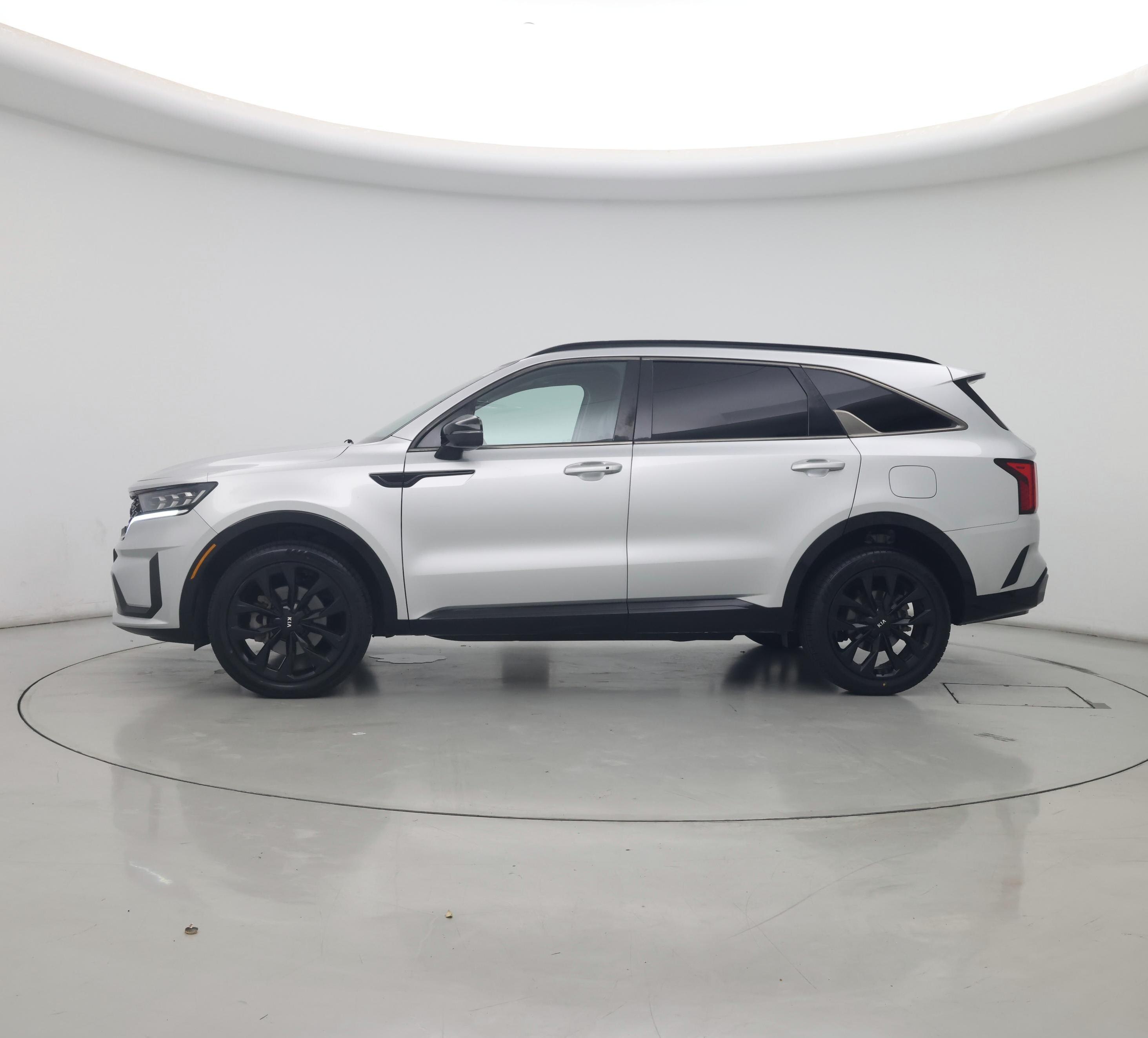 Thumbnail: 2021 Kia Sorento - 3