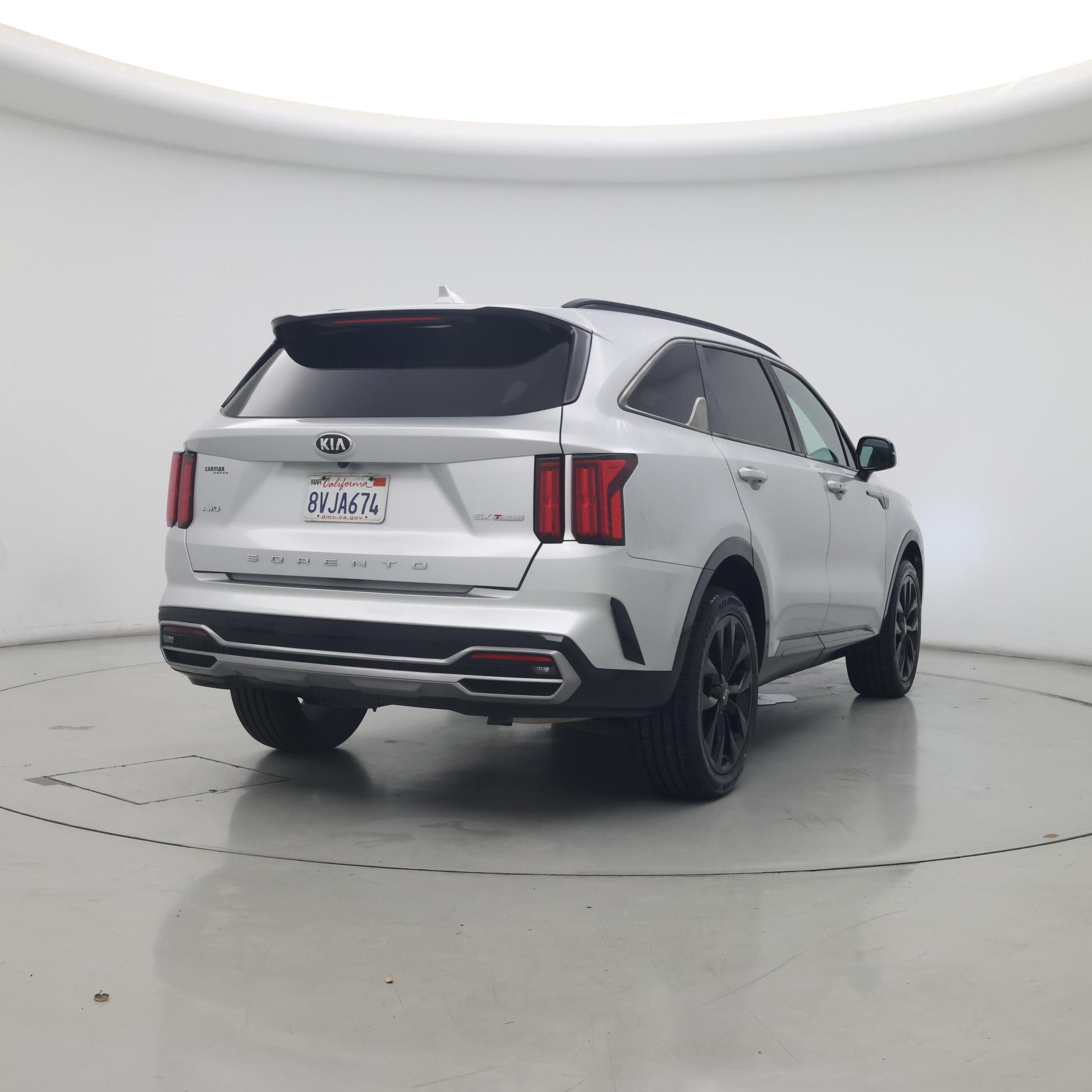 Thumbnail: 2021 Kia Sorento - 8