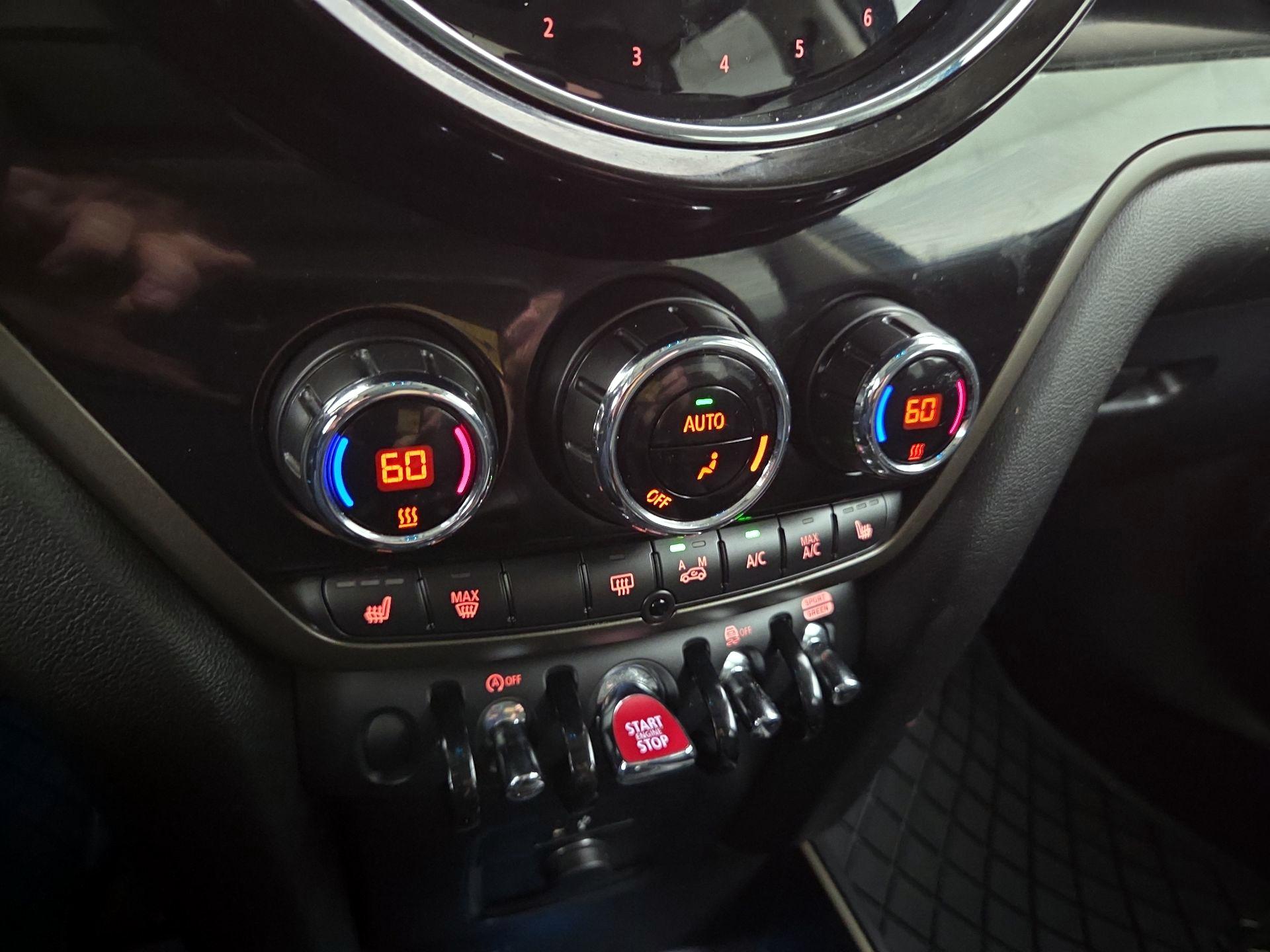 Thumbnail: 2024 MINI Cooper Countryman - 17