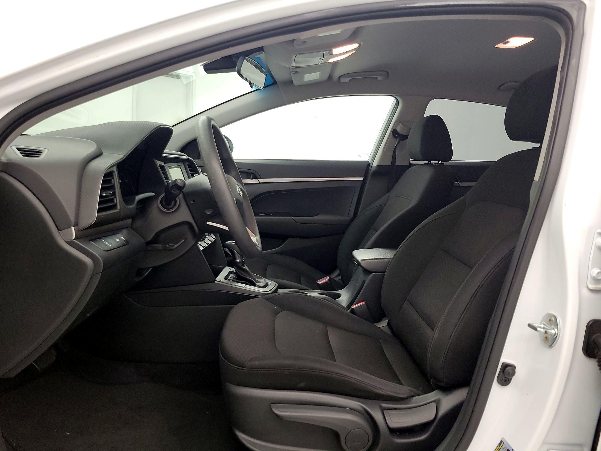 Thumbnail: 2020 Hyundai Elantra - 11