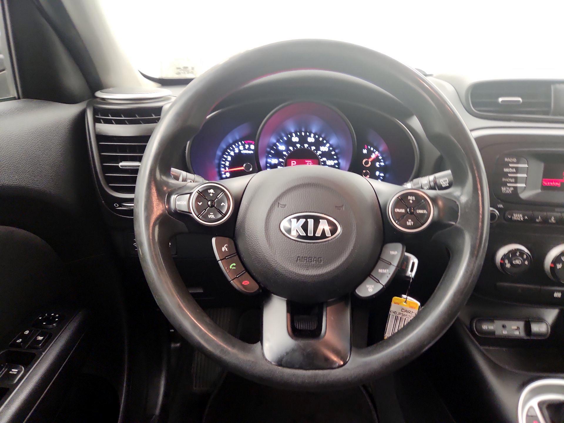 Thumbnail: 2015 Kia Soul - 10