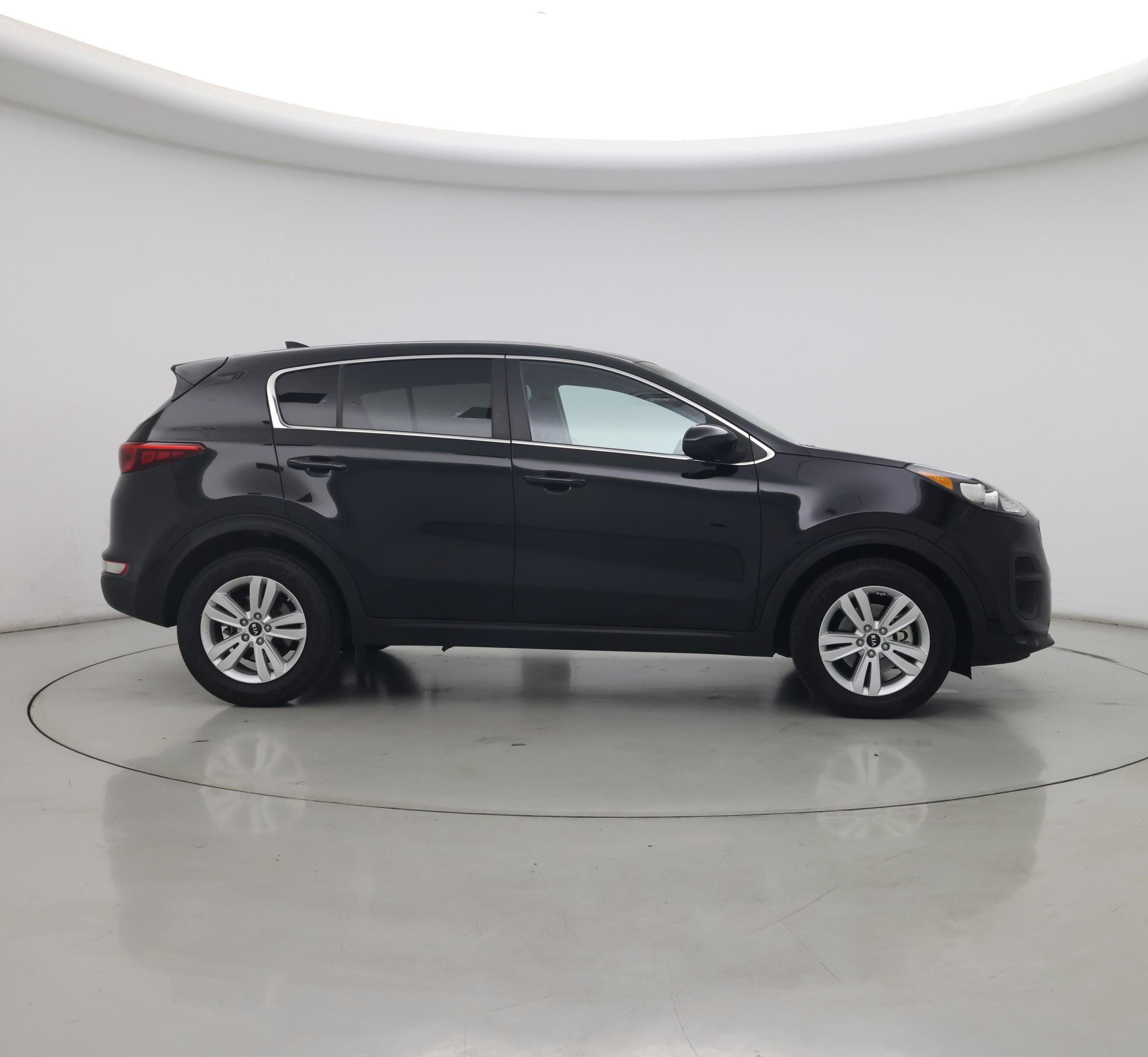 Thumbnail: 2017 Kia Sportage - 7