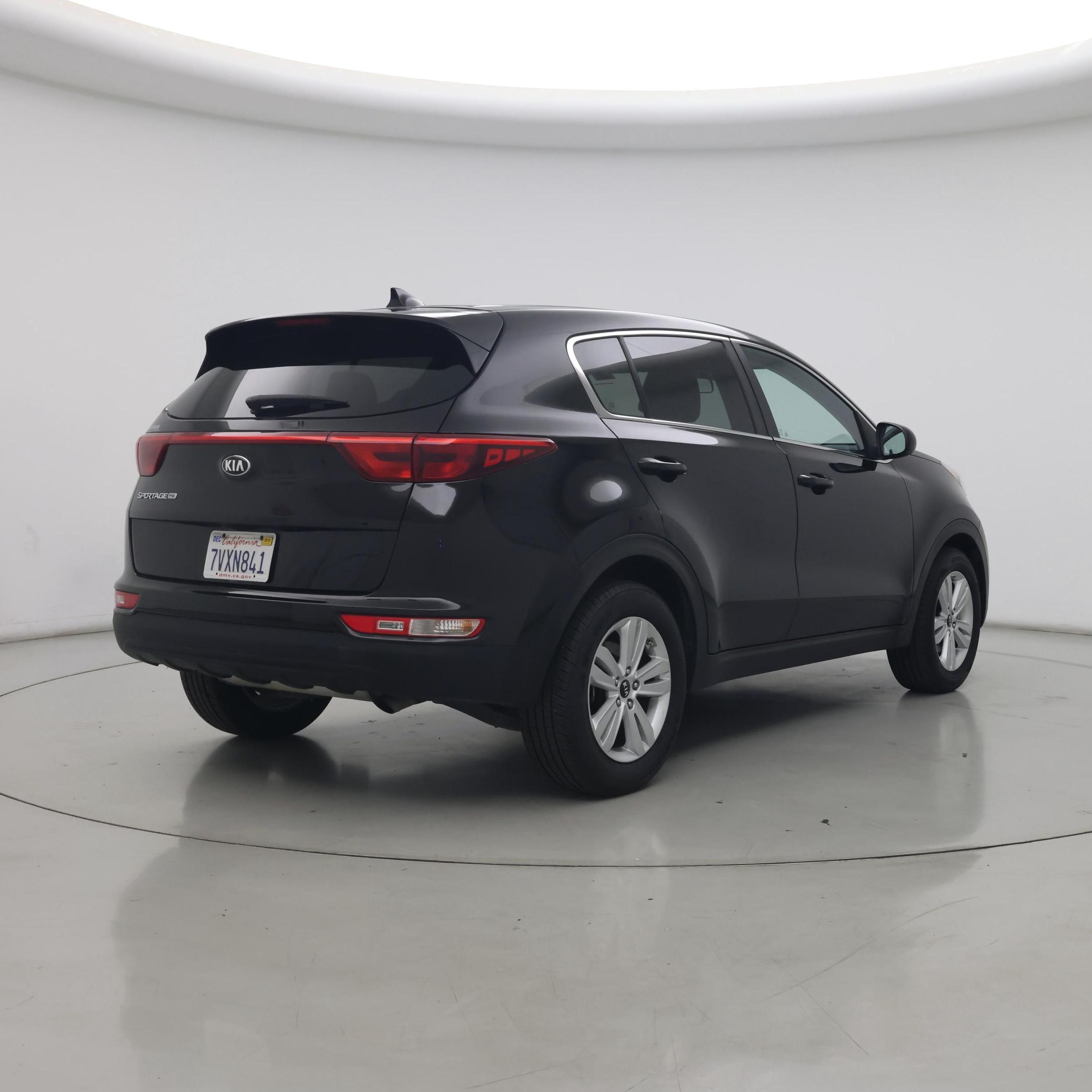 Thumbnail: 2017 Kia Sportage - 8