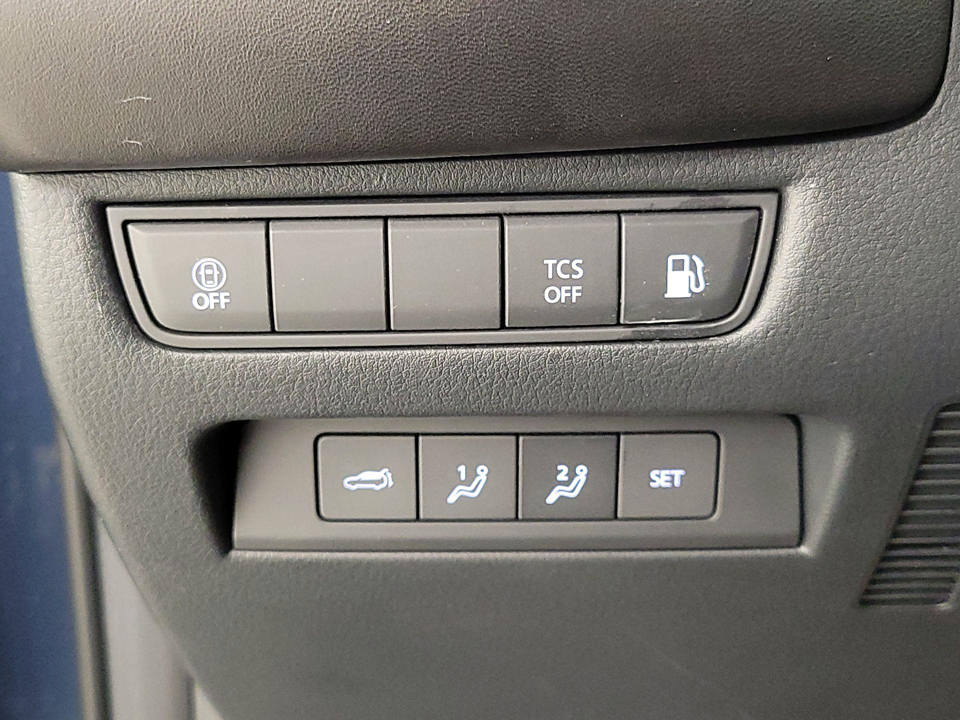 Thumbnail: 2025 Mazda CX-50 - 13