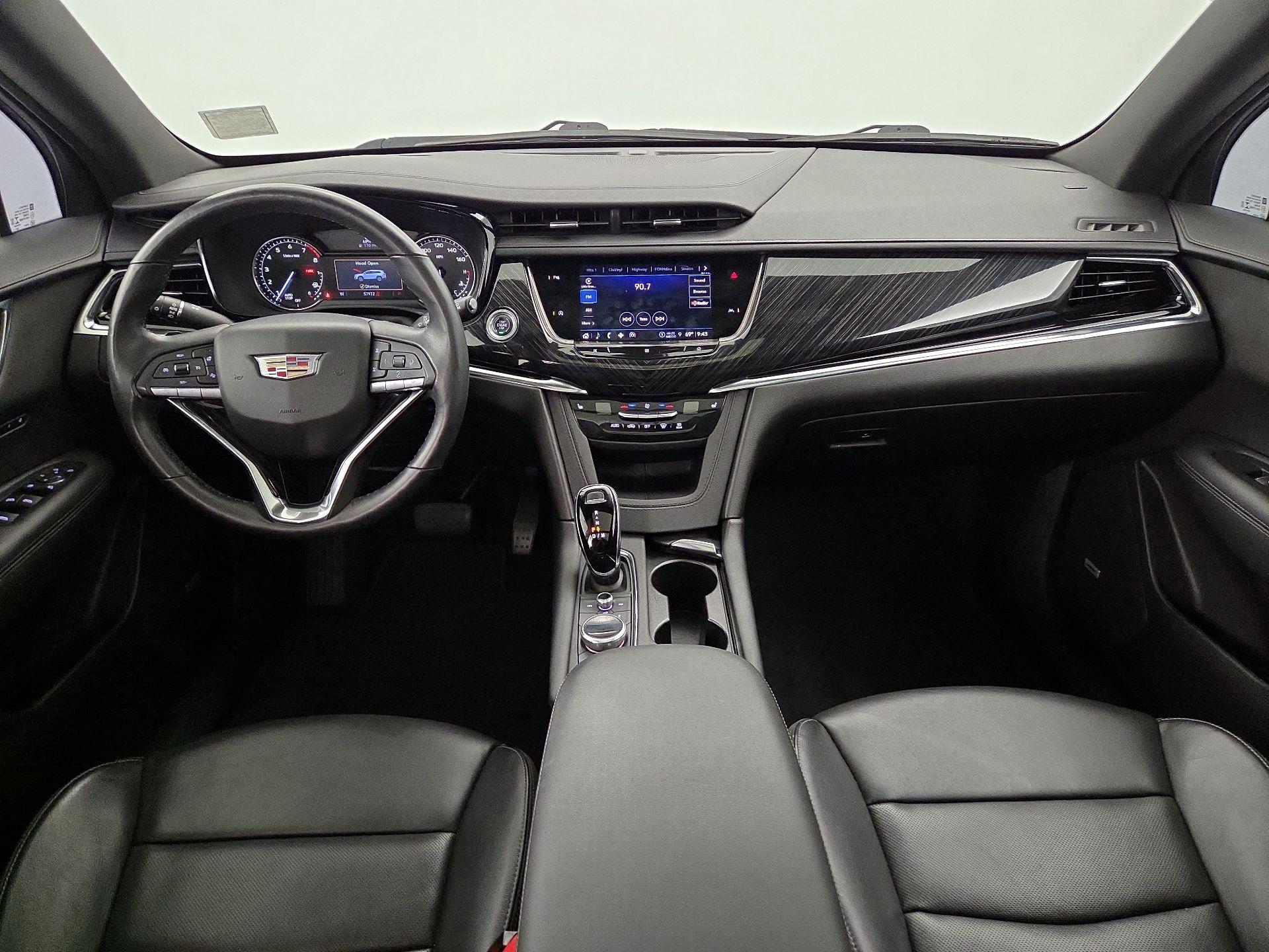 Thumbnail: 2021 Cadillac XT6 - 9