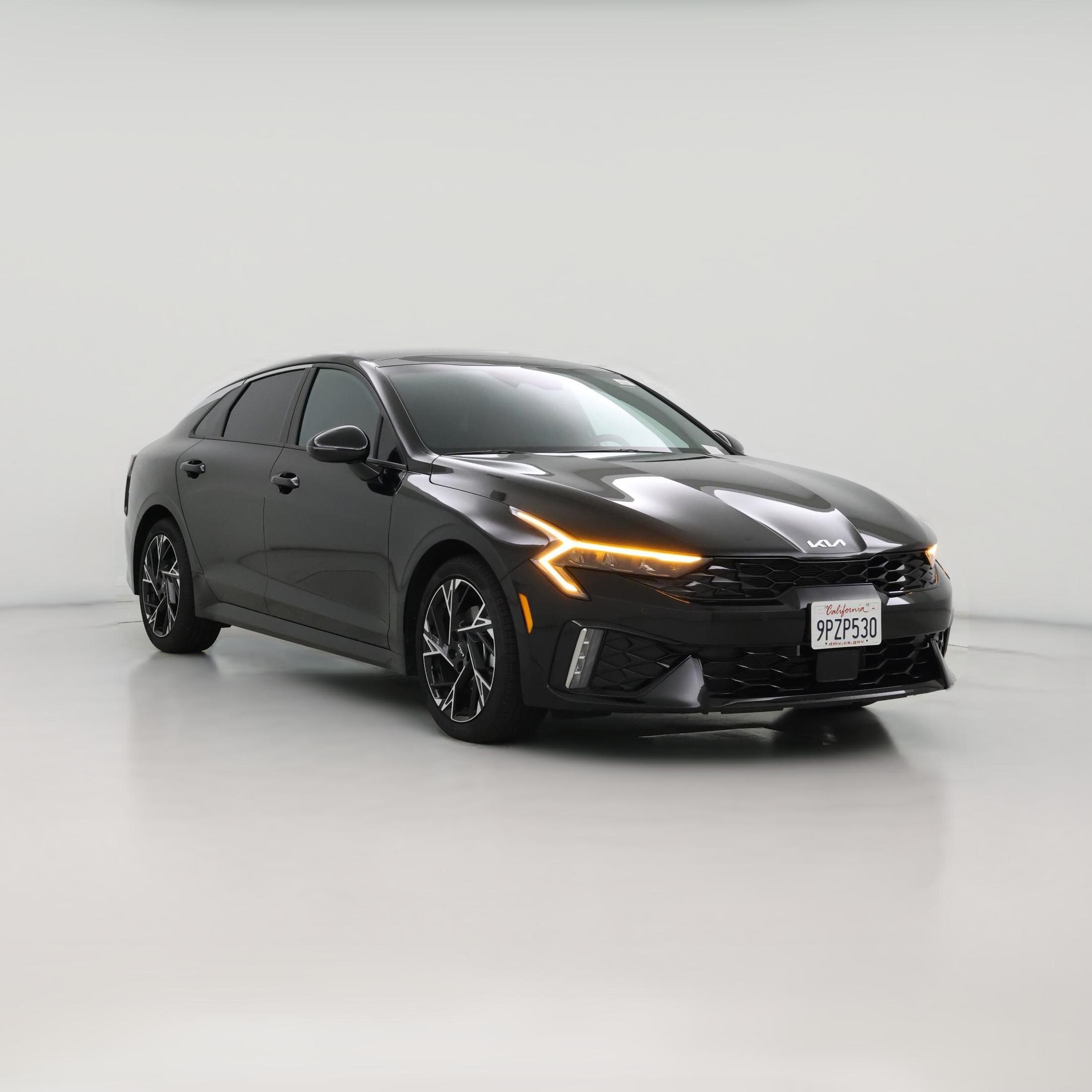 Thumbnail: 2025 Kia K5 - 1