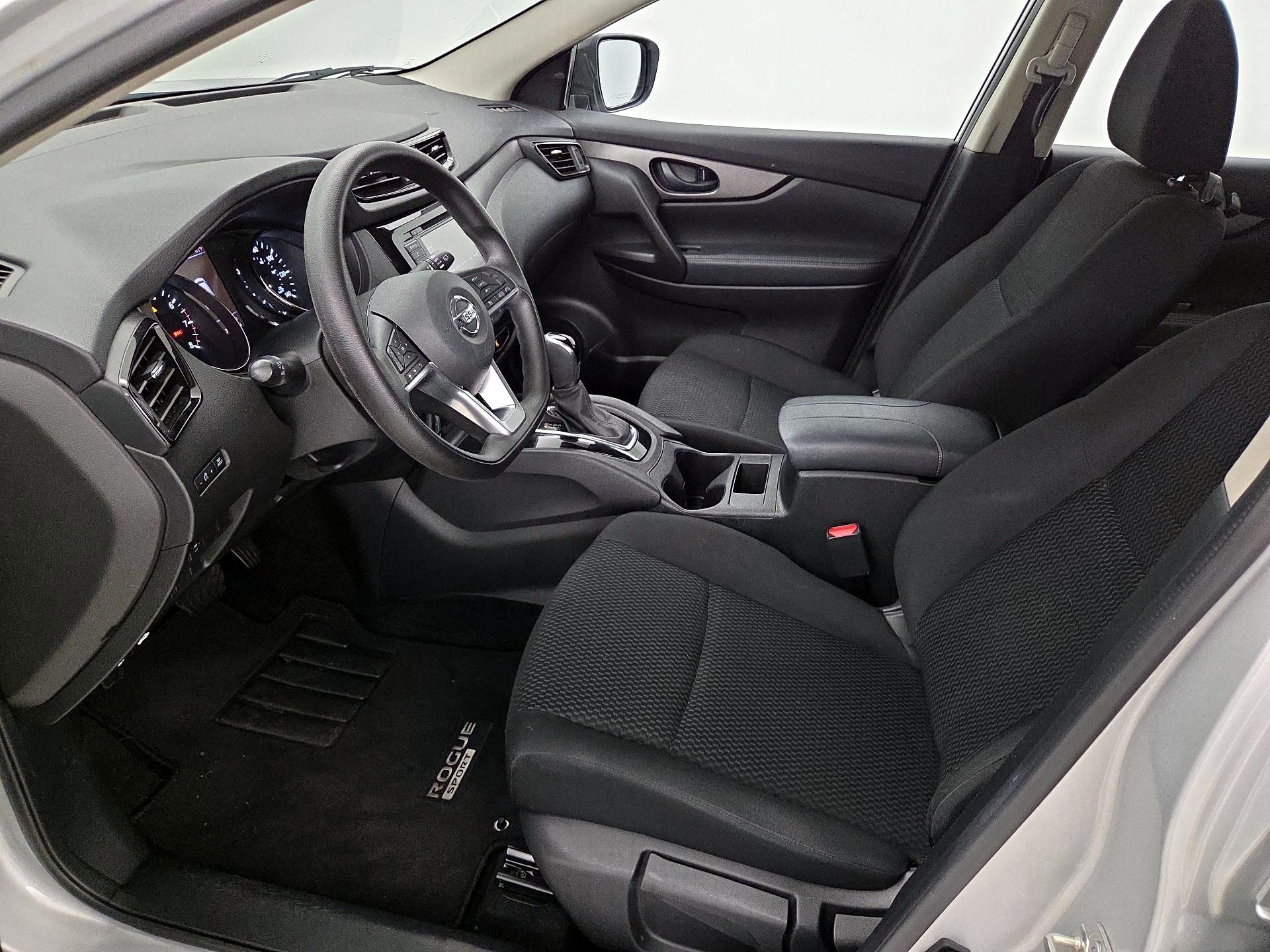 Thumbnail: 2020 Nissan Rogue Sport - 11