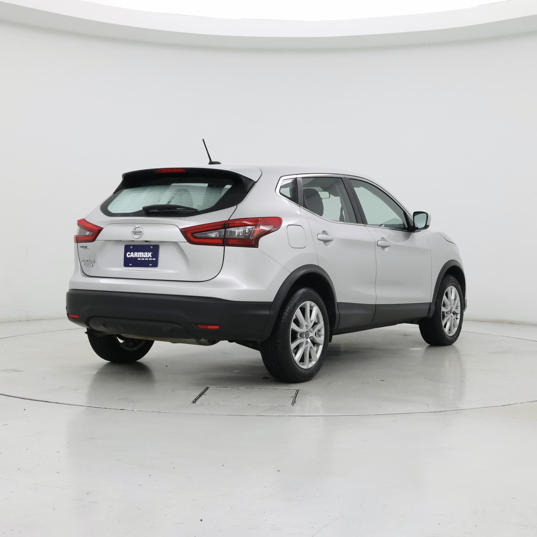 Thumbnail: 2020 Nissan Rogue Sport - 8