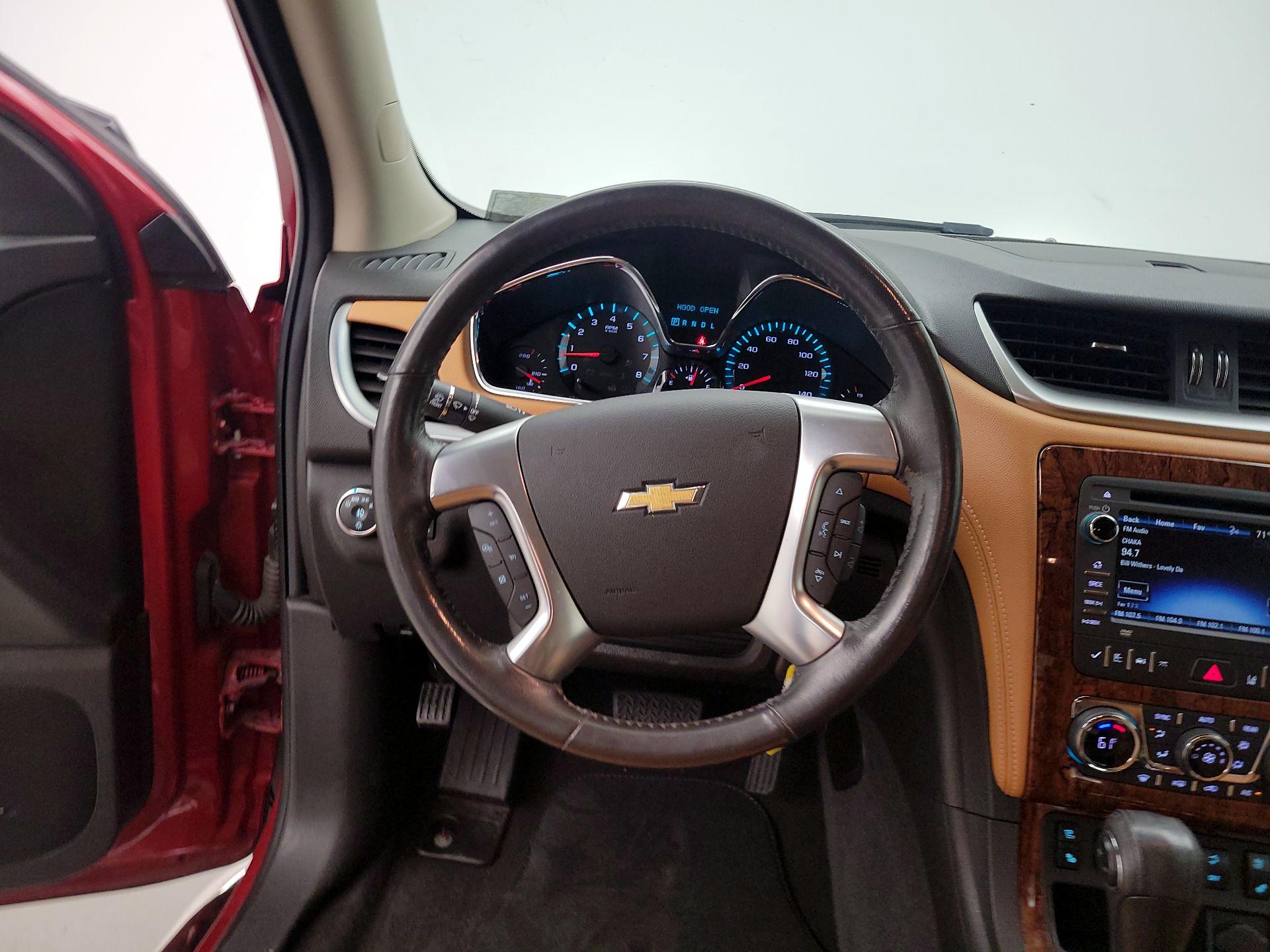 Thumbnail: 2014 Chevrolet Traverse - 10