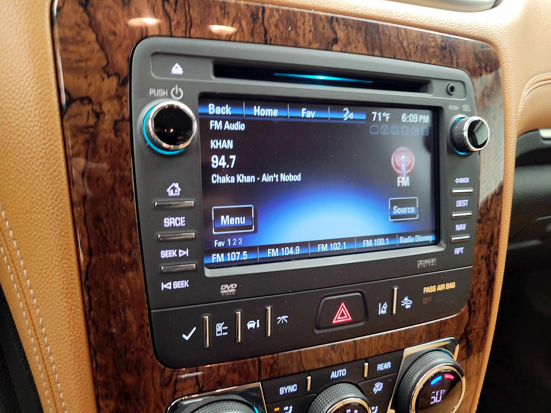 Thumbnail: 2014 Chevrolet Traverse - 15