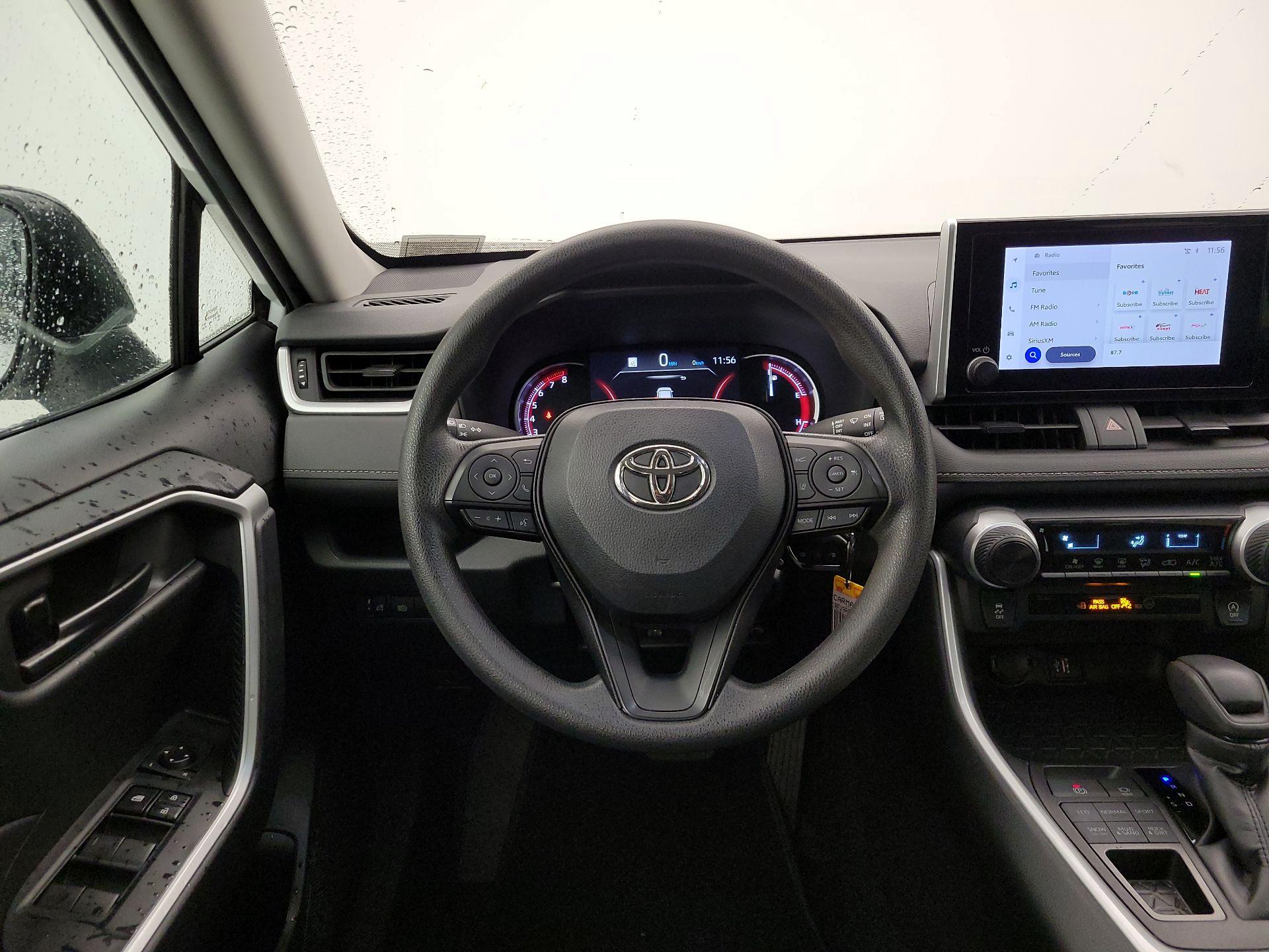 Thumbnail: 2024 Toyota RAV4 - 10