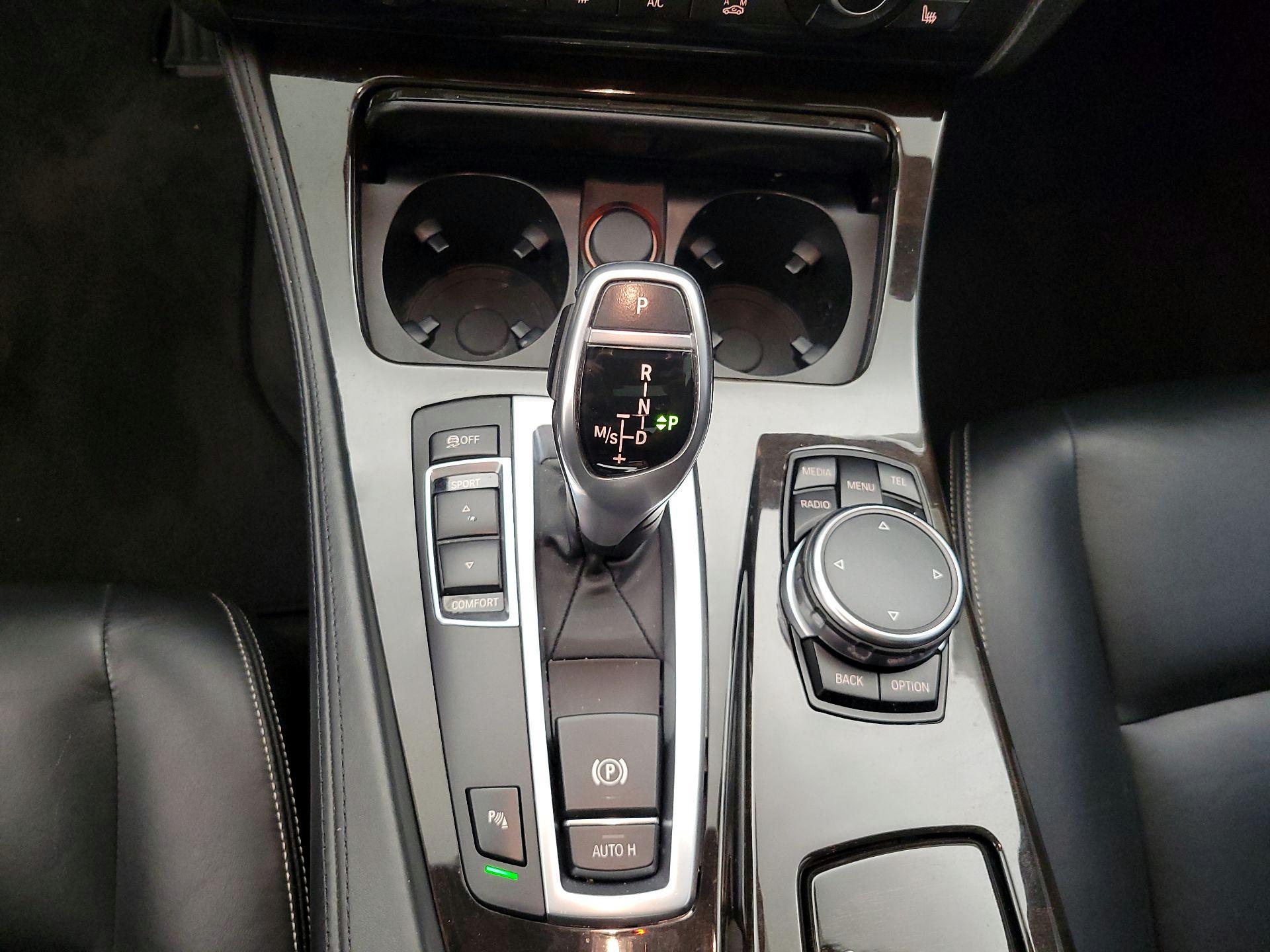 Thumbnail: 2016 BMW 5 Series - 17