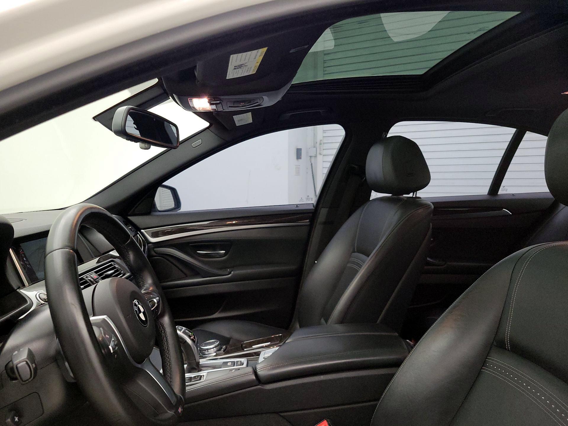 Thumbnail: 2016 BMW 5 Series - 19