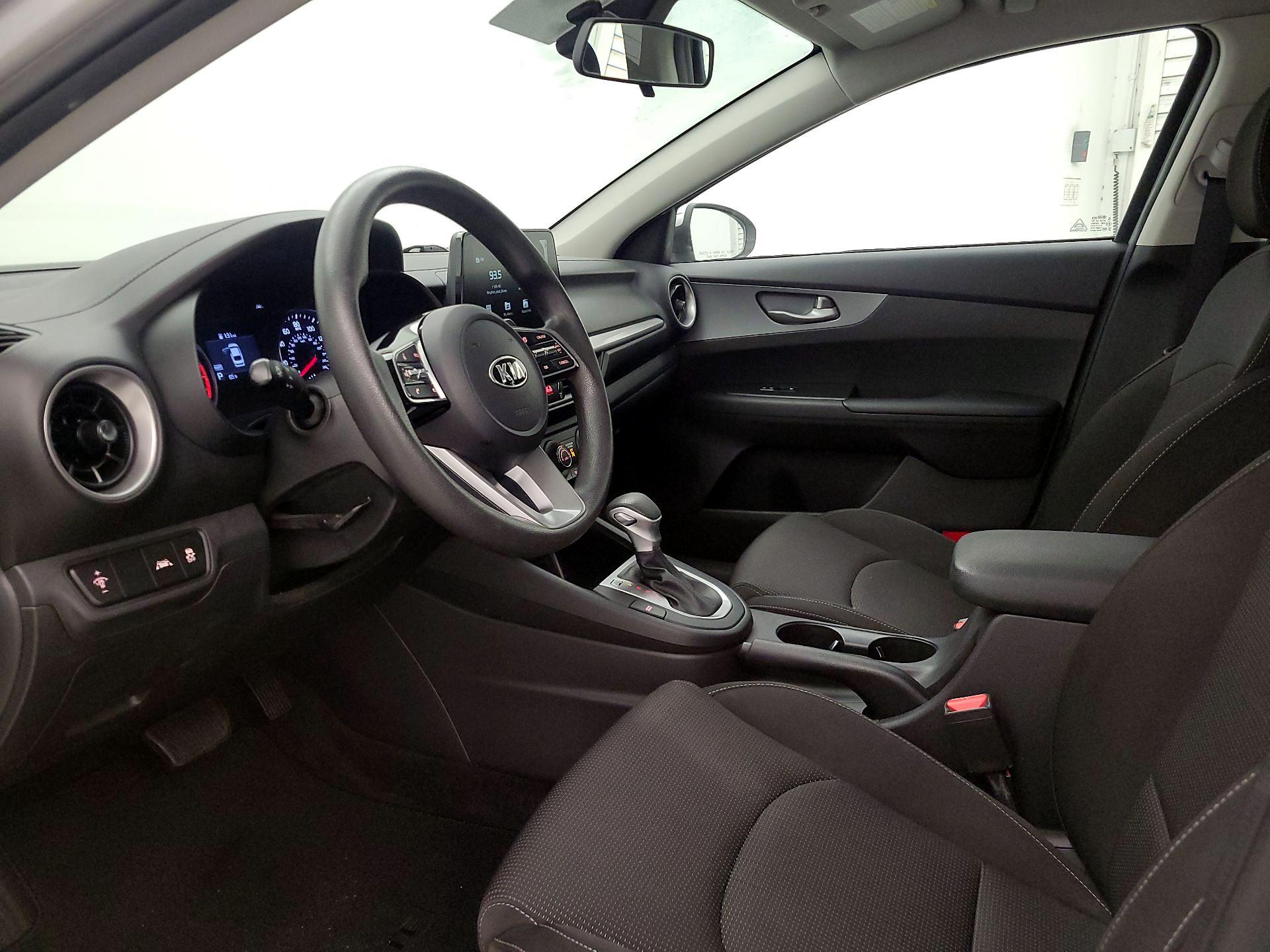 Thumbnail: 2021 Kia Forte - 11