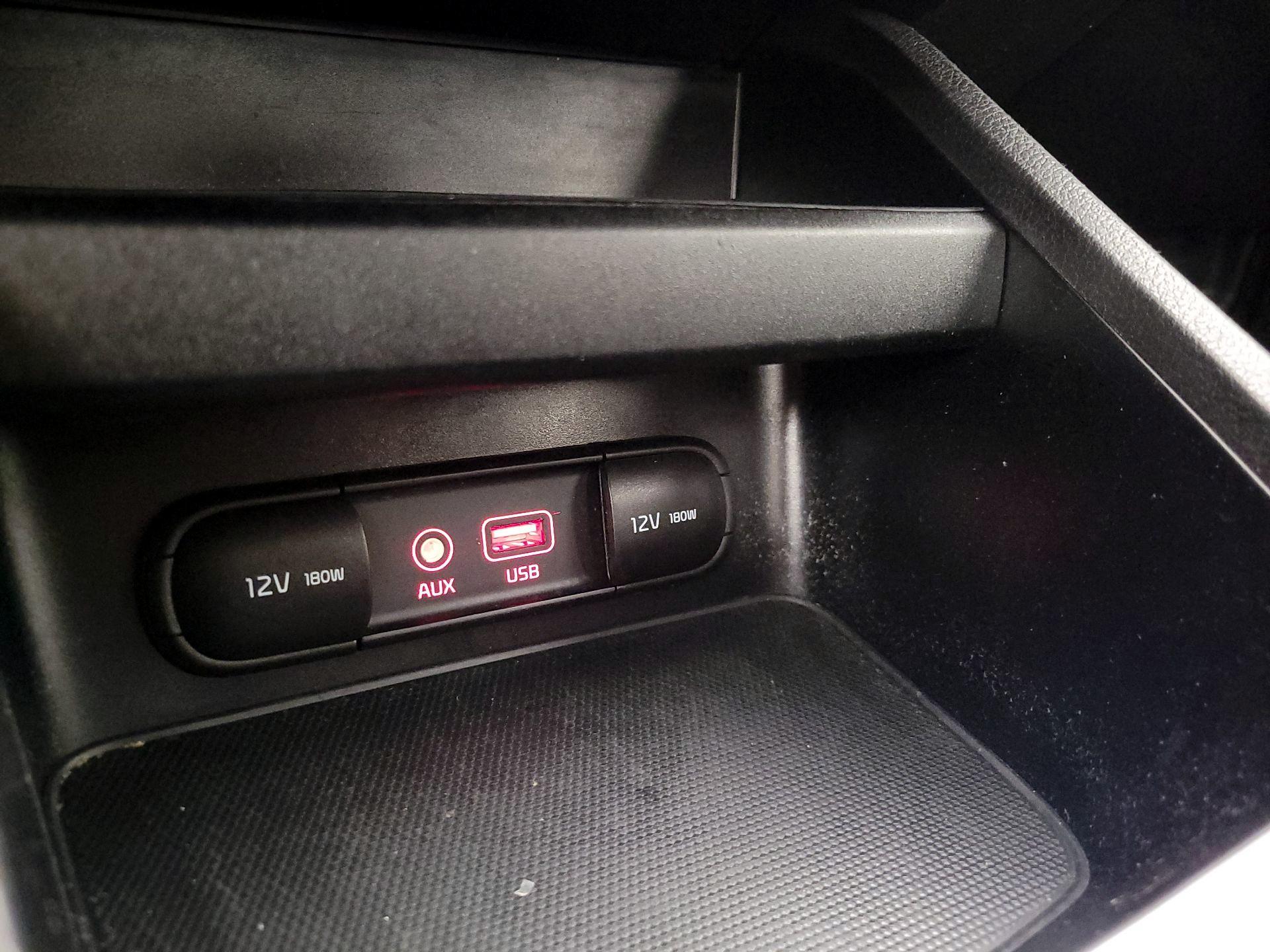 Thumbnail: 2021 Kia Forte - 18