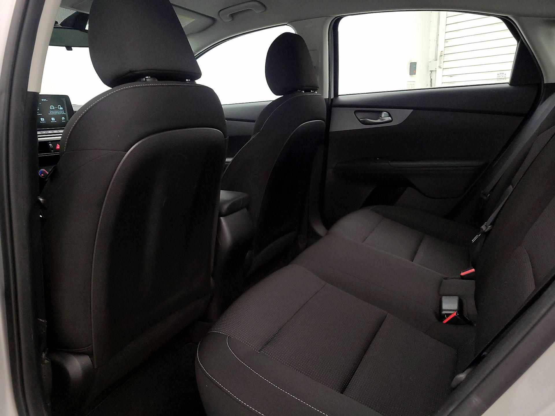 Thumbnail: 2021 Kia Forte - 19