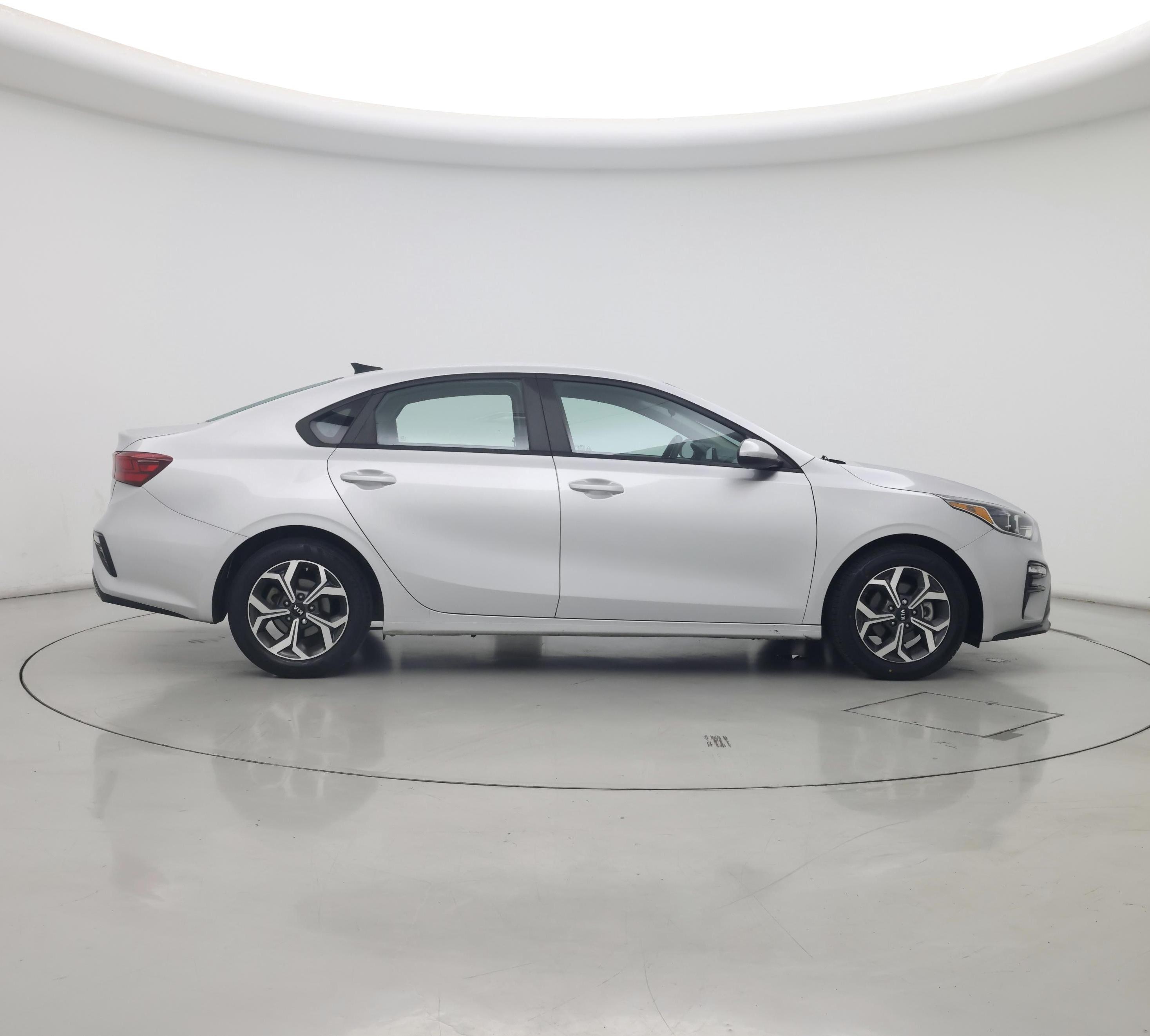 Thumbnail: 2021 Kia Forte - 7