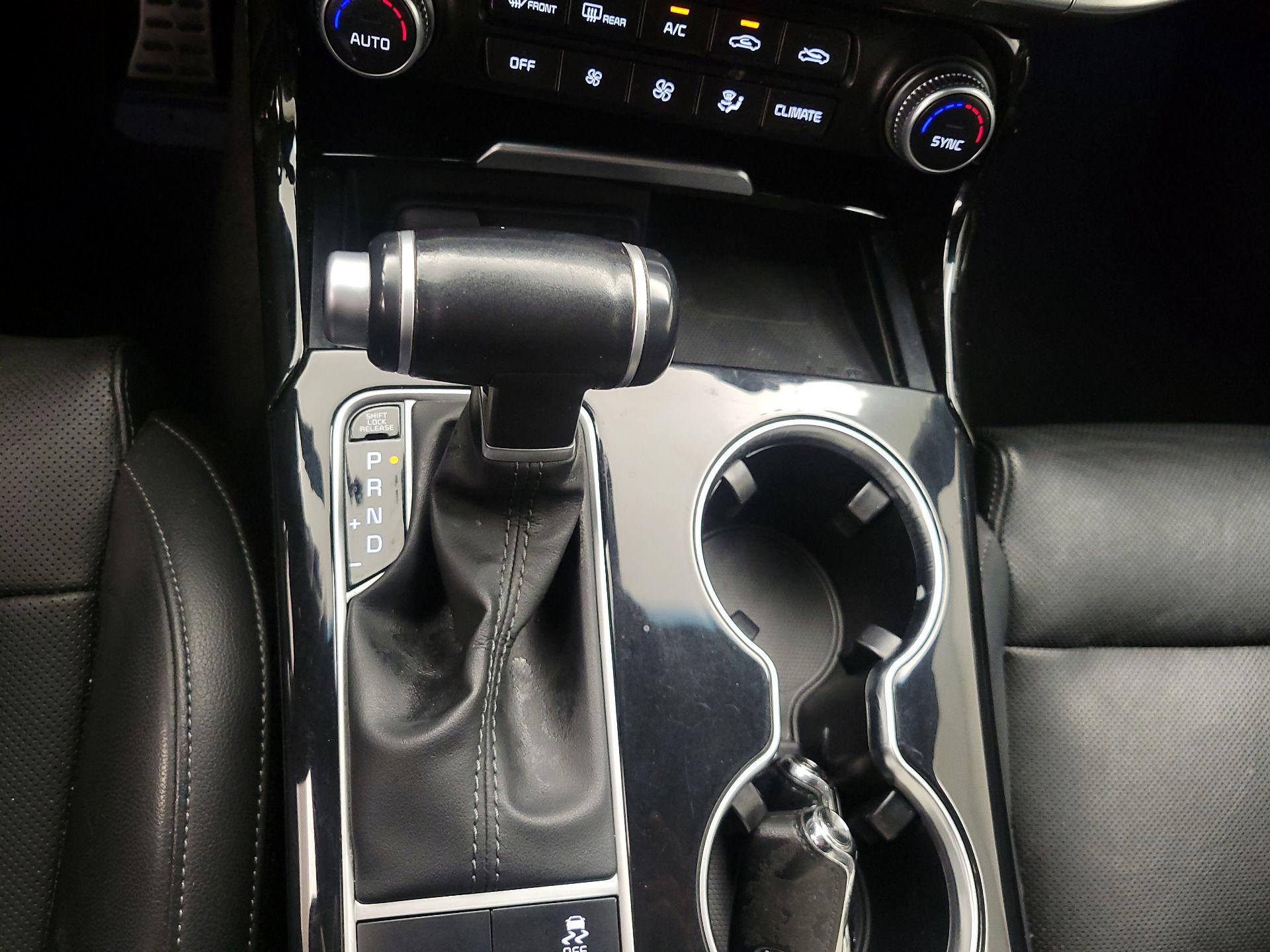 Thumbnail: 2020 Kia Stinger - 18