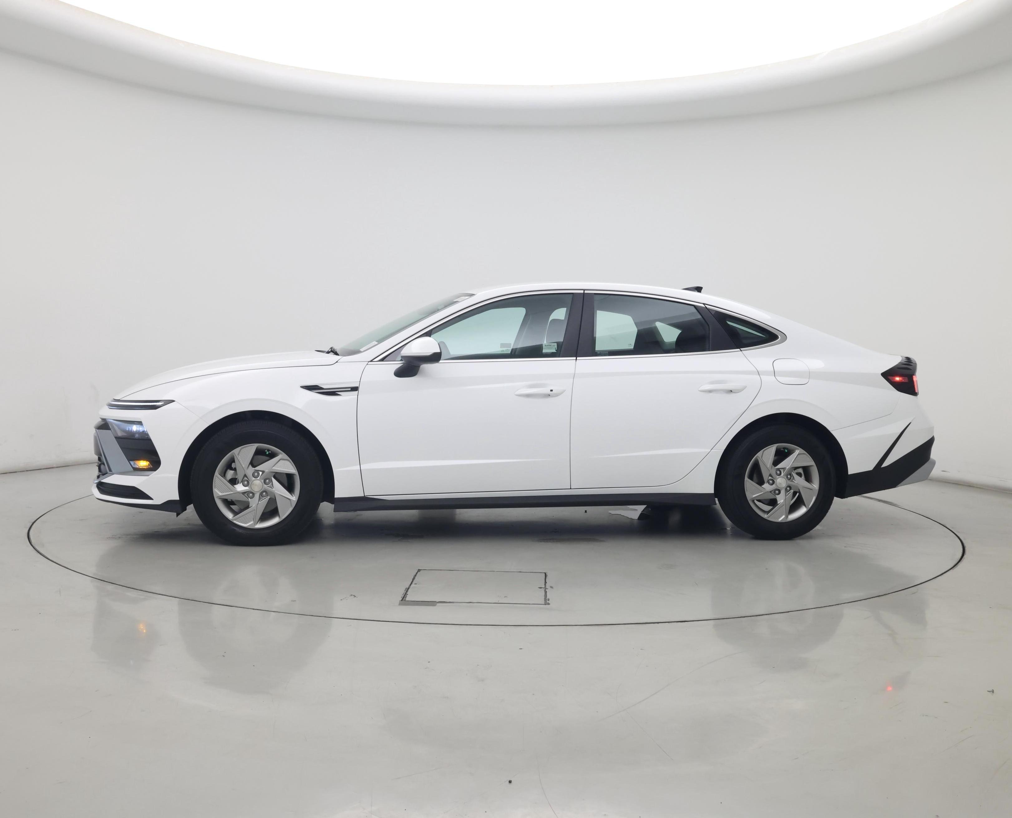 Thumbnail: 2025 Hyundai Sonata - 3