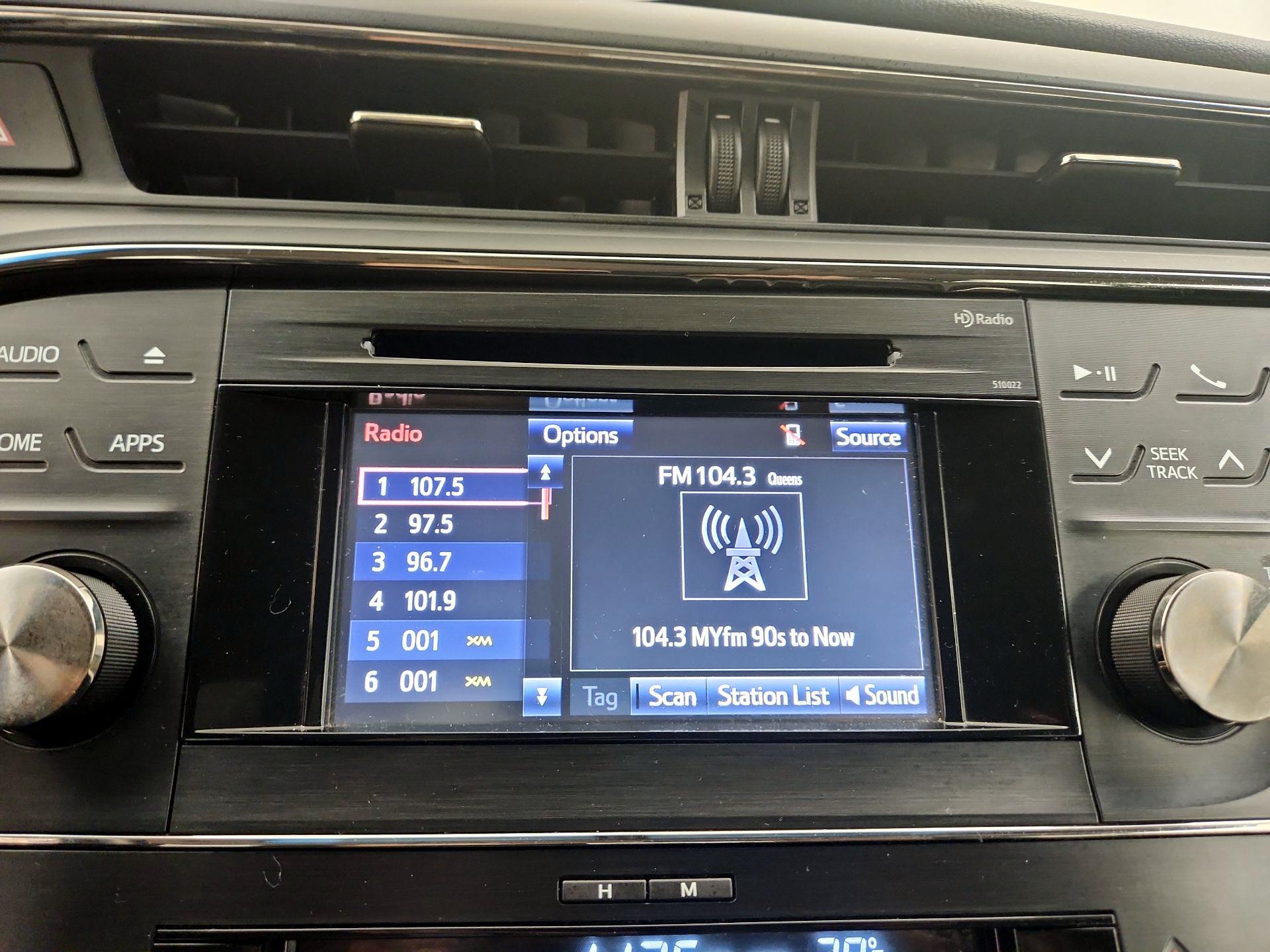 Thumbnail: 2015 Toyota Avalon - 15