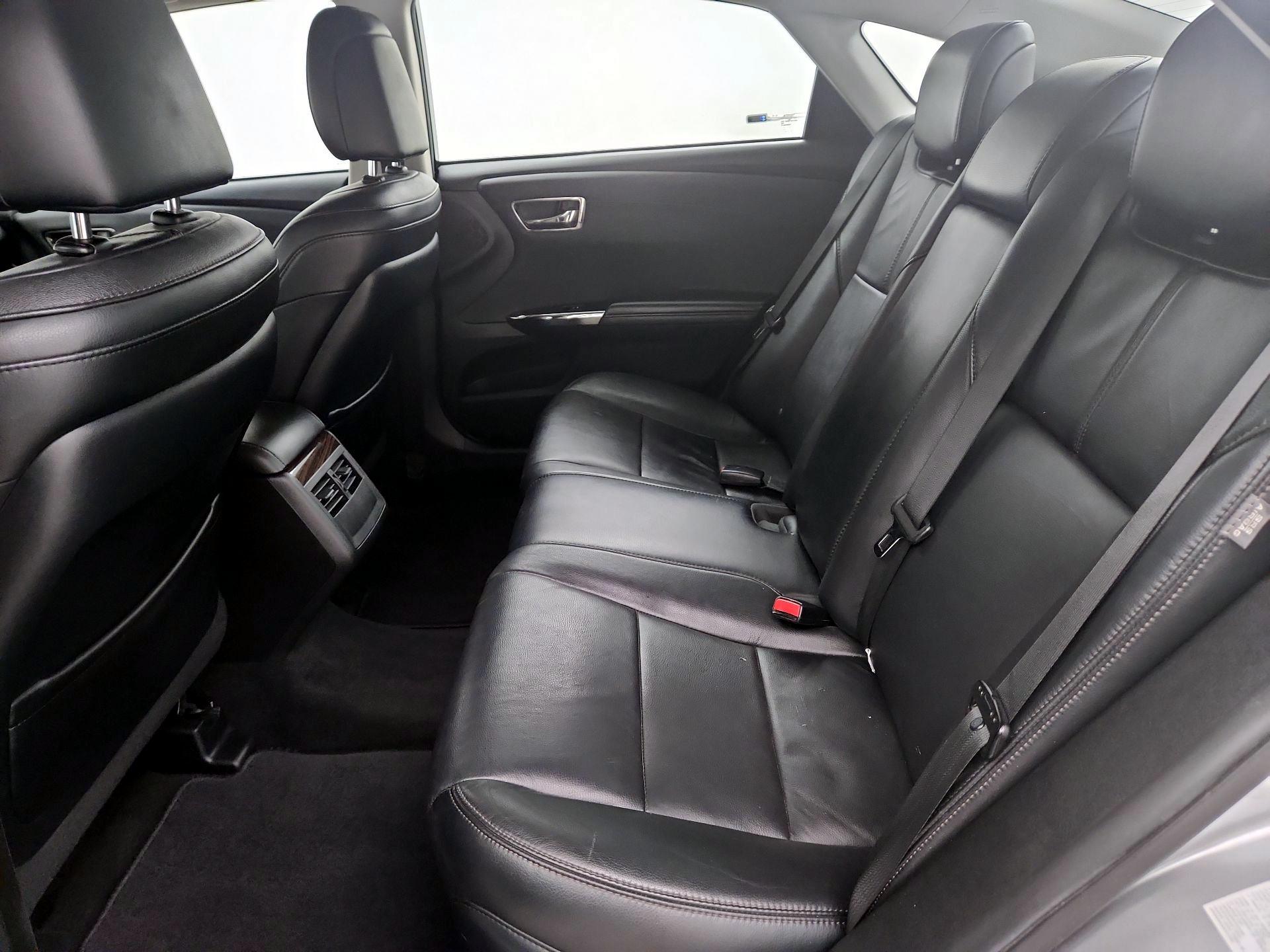 Thumbnail: 2015 Toyota Avalon - 18