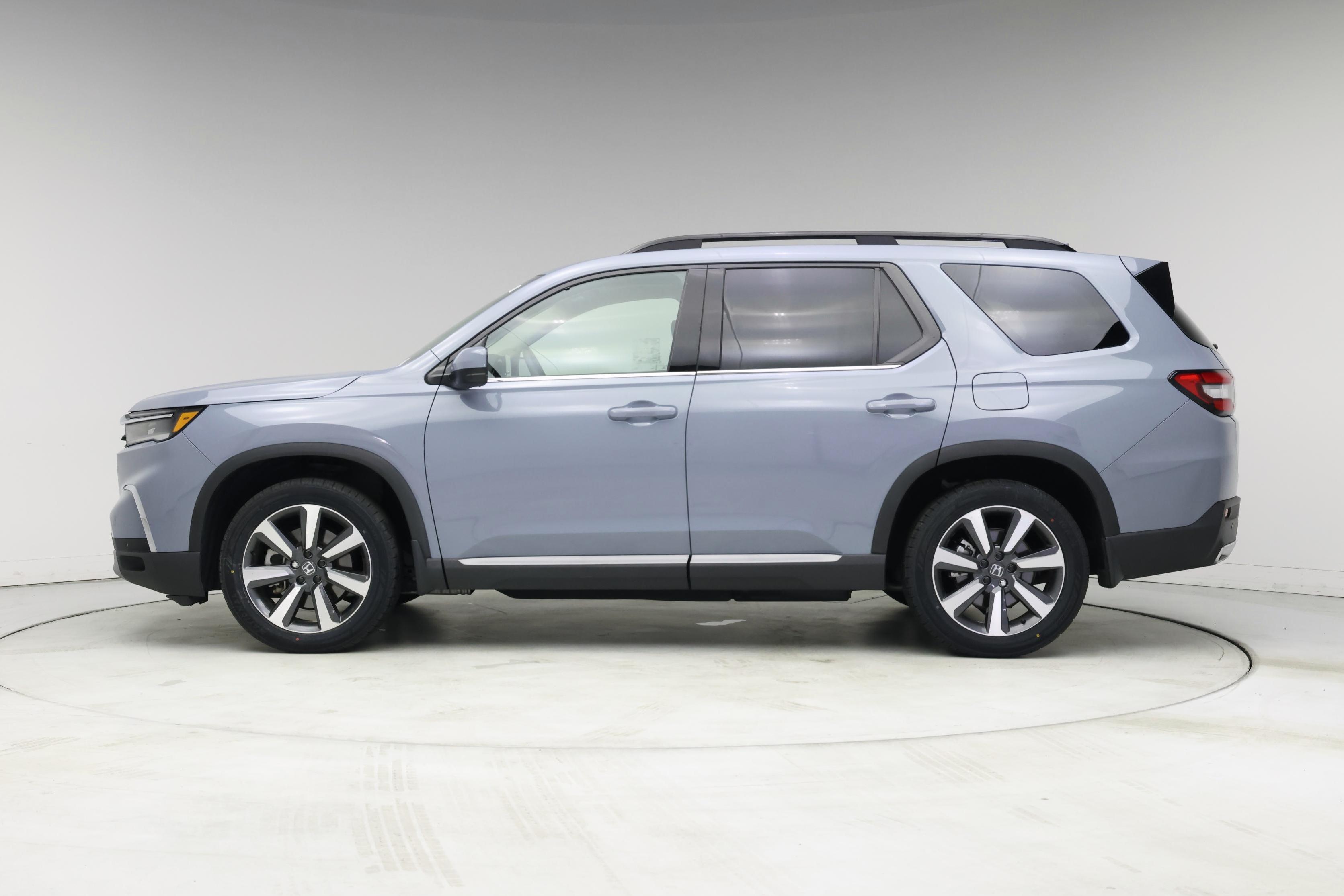 Thumbnail: 2024 Honda Pilot - 3