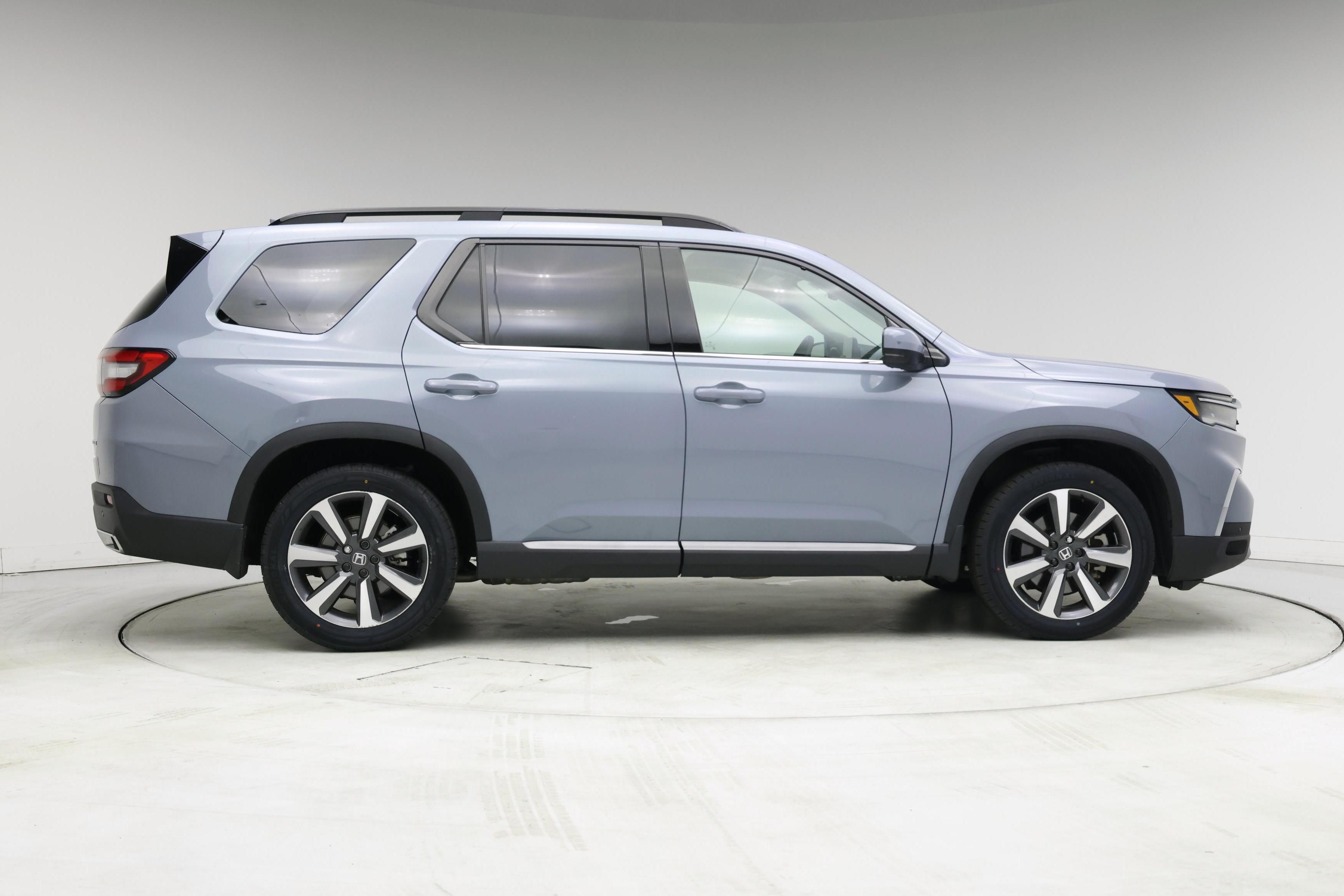 Thumbnail: 2024 Honda Pilot - 7